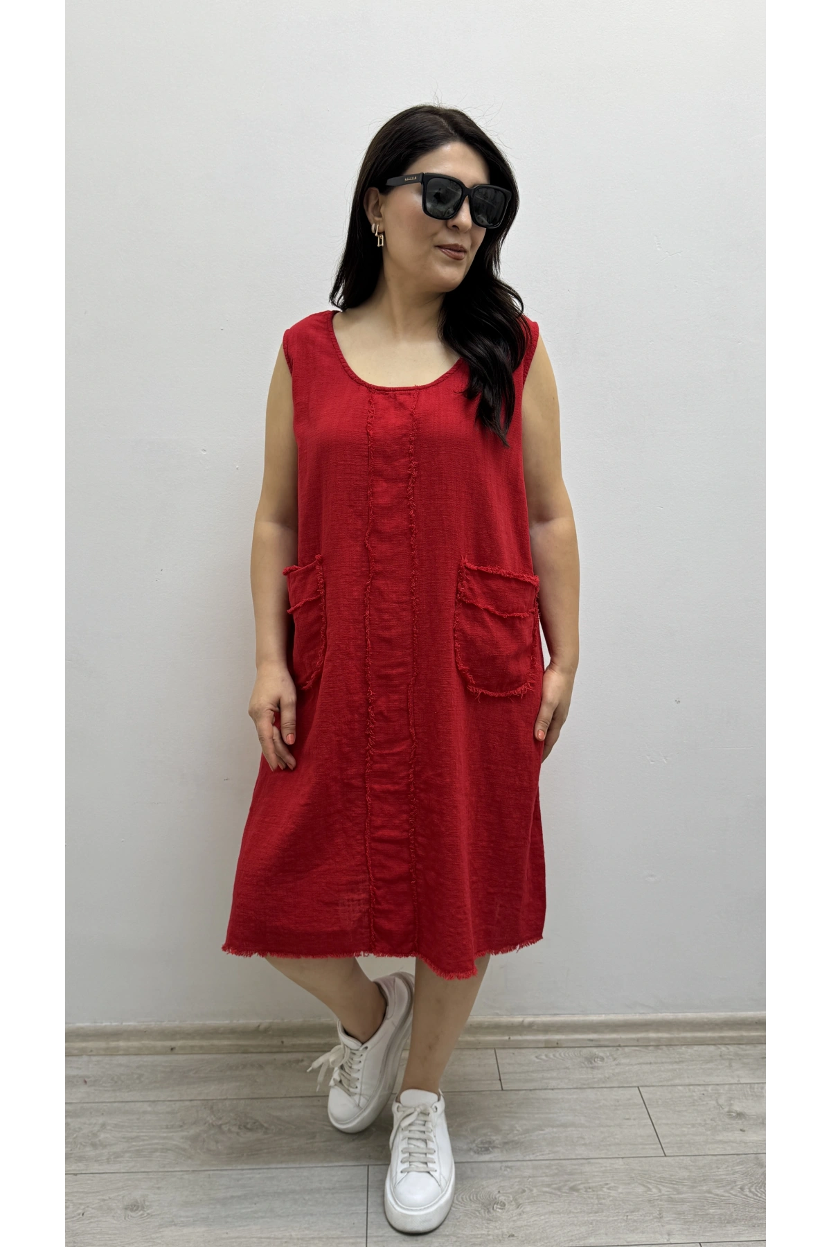 Kalın Askılı Püskül Dikişli Cepli Pamuklu Kırmızı Elbise