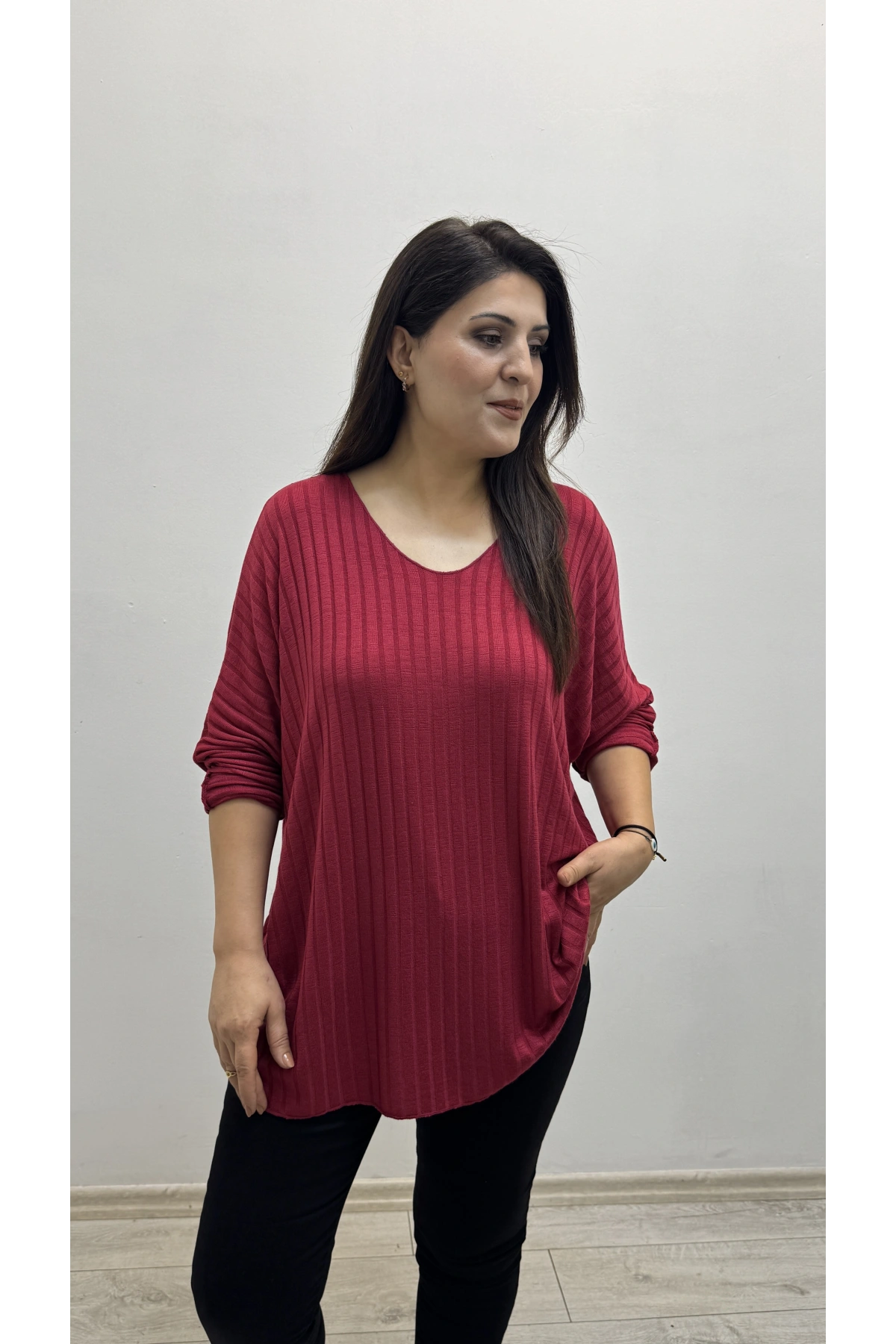 V Yaka Bordo Renk İthal Bluz