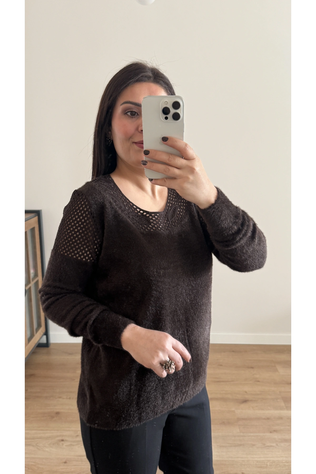 Dantel Yaka Acı Kahve Angora Kazak