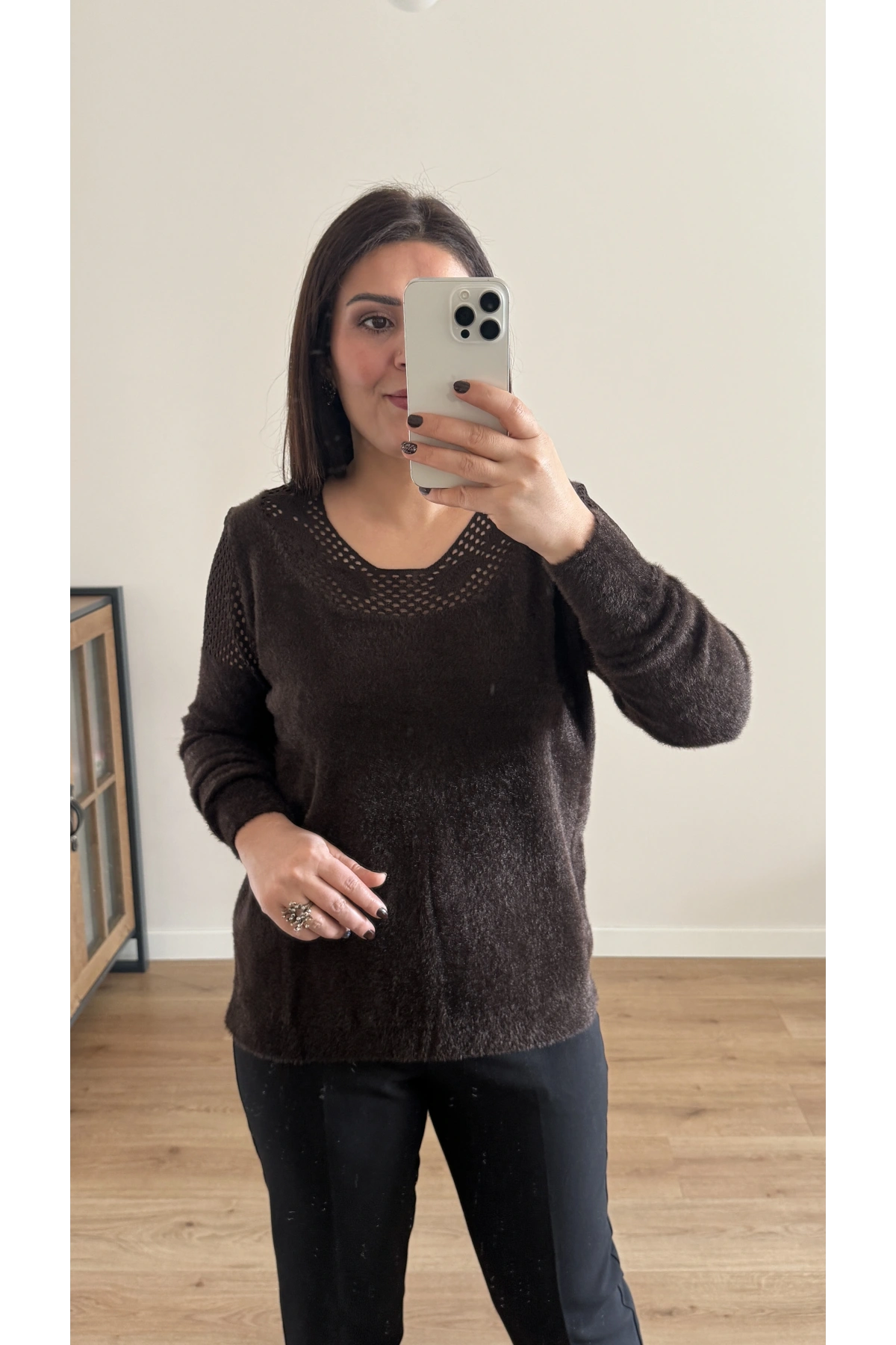 Dantel Yaka Acı Kahve Angora Kazak