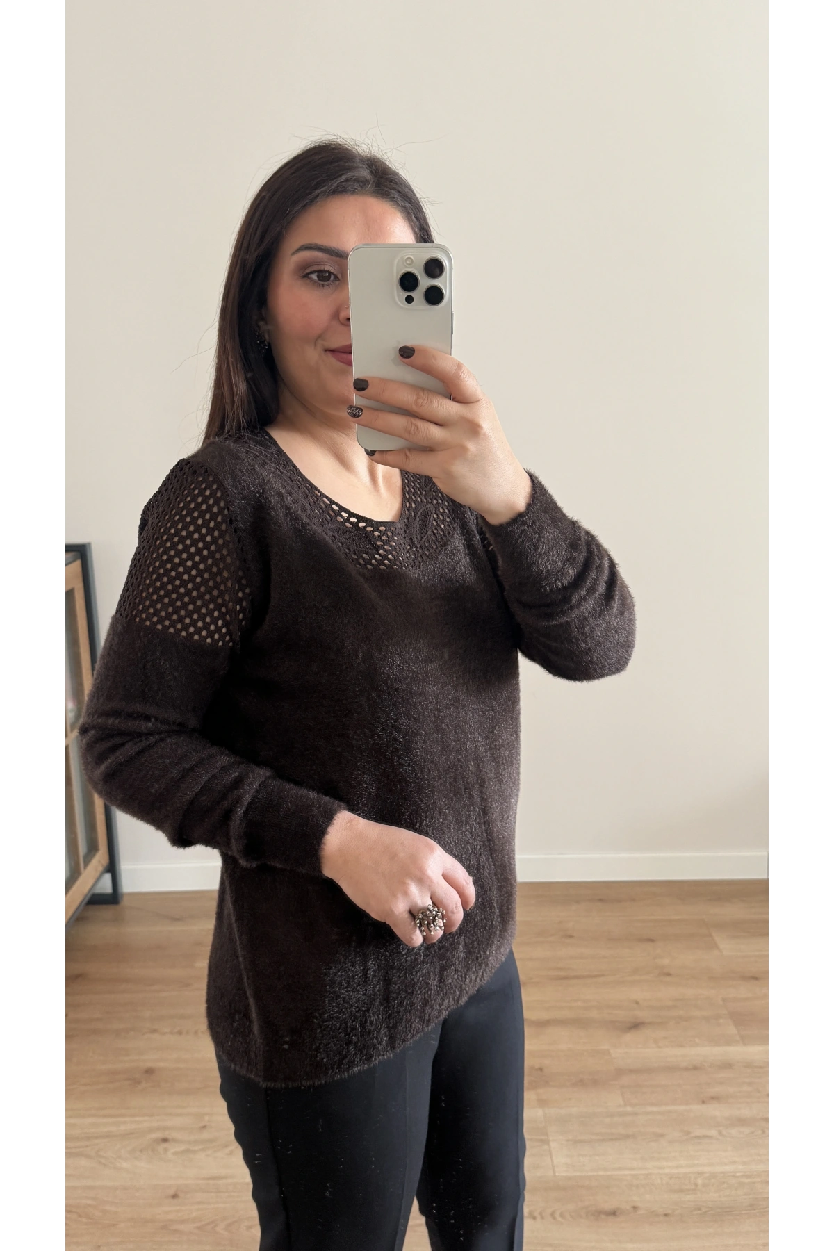 Dantel Yaka Acı Kahve Angora Kazak