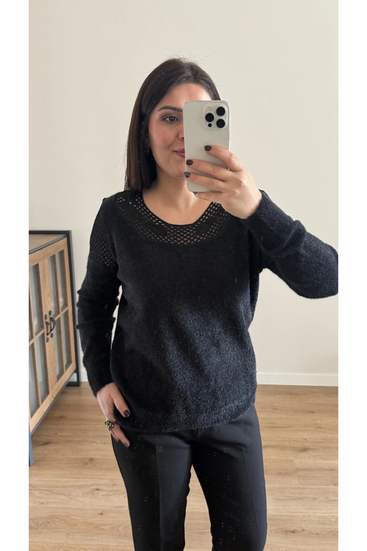 Dantel Yaka Angora Siyah Kazak