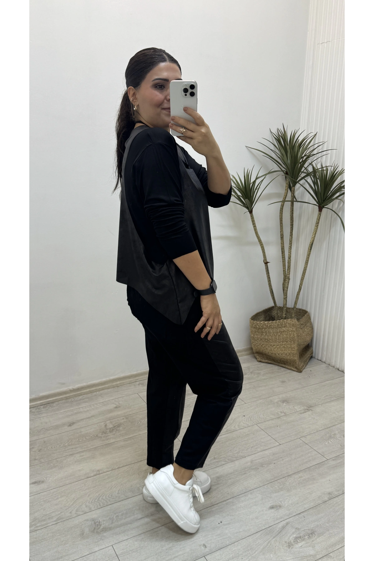 Deri Detaylı Kolye Aksesuarlı Takım