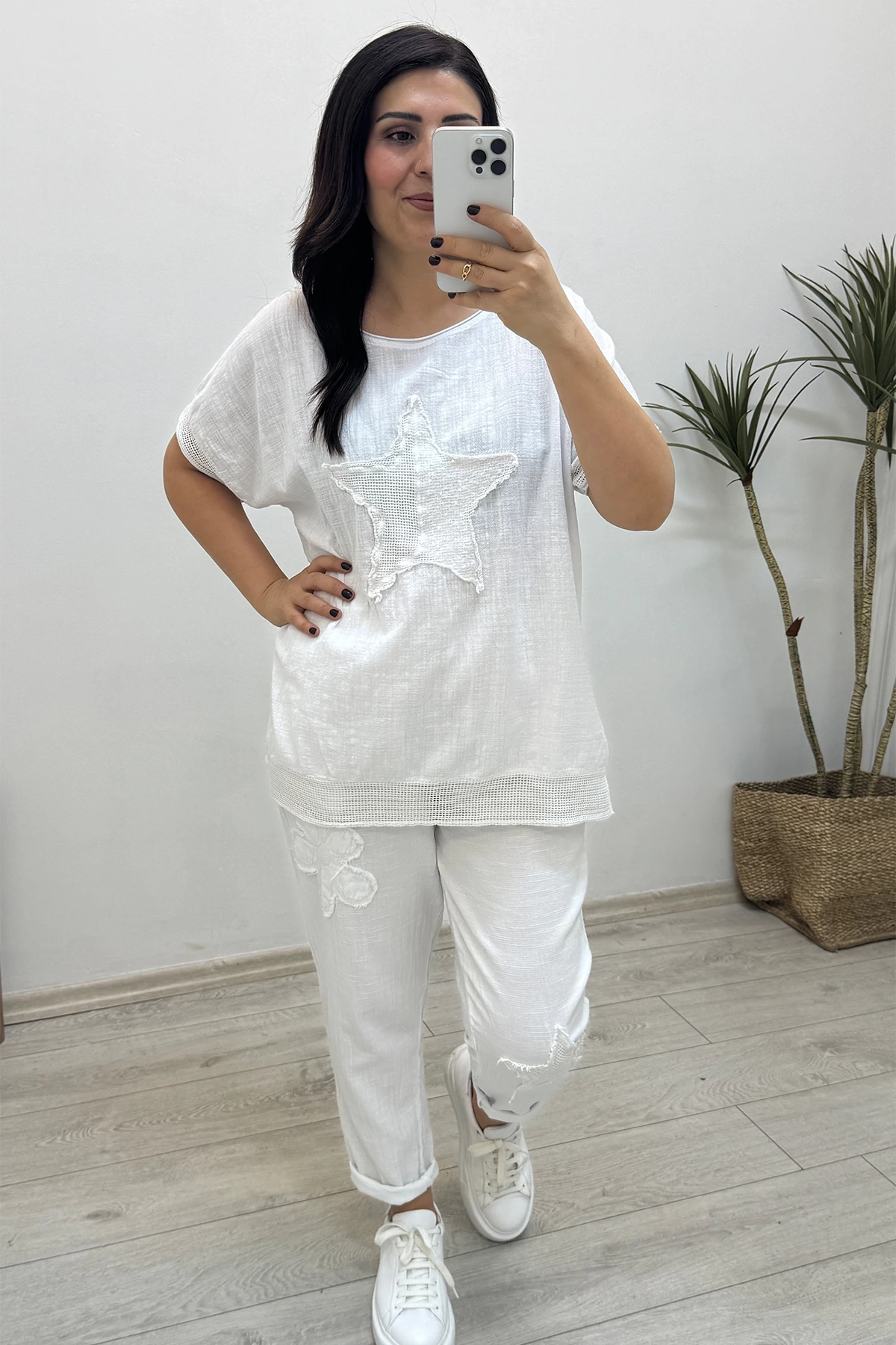 File Detaylı Beyaz Keten Takım