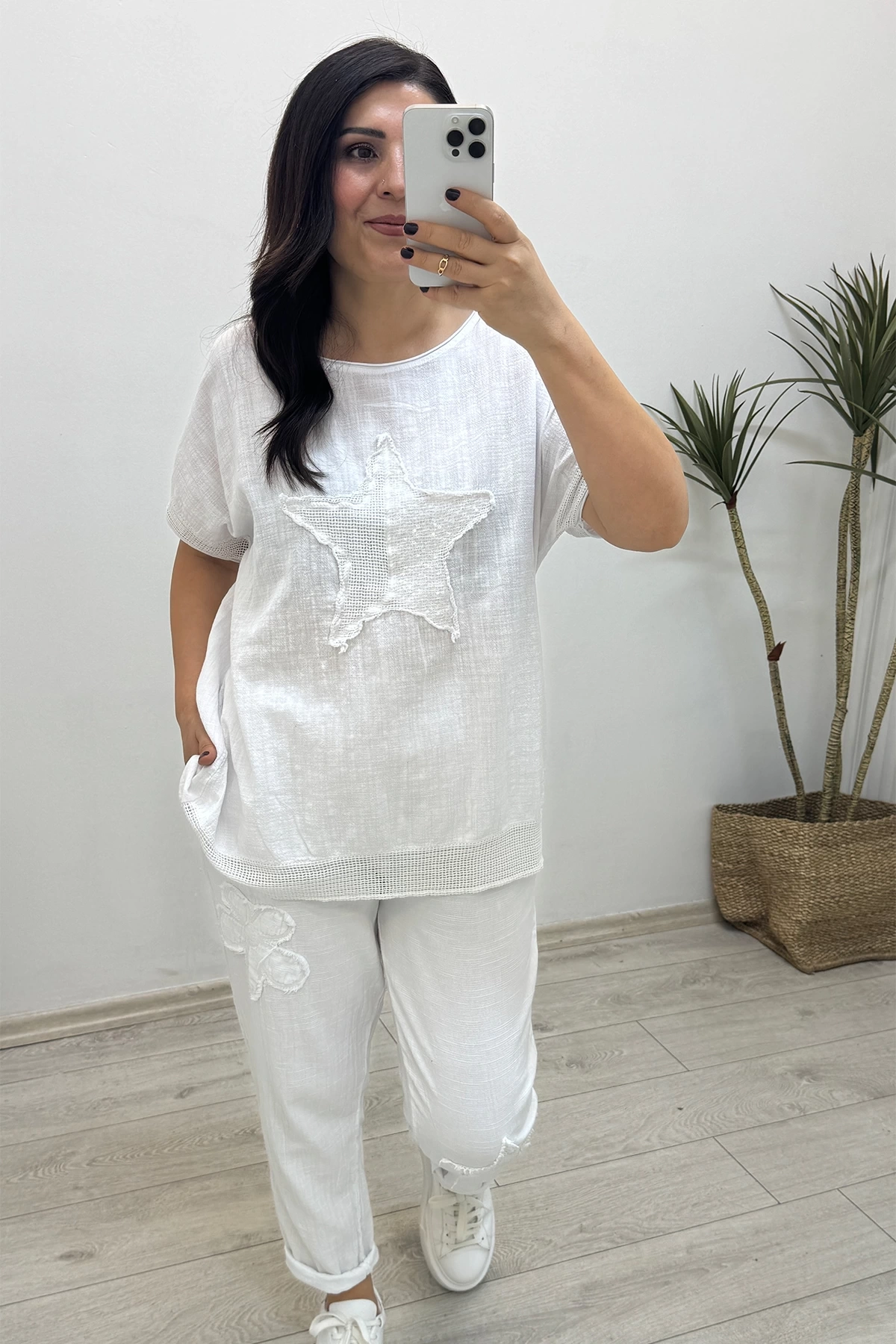 File Detaylı Beyaz Keten Takım