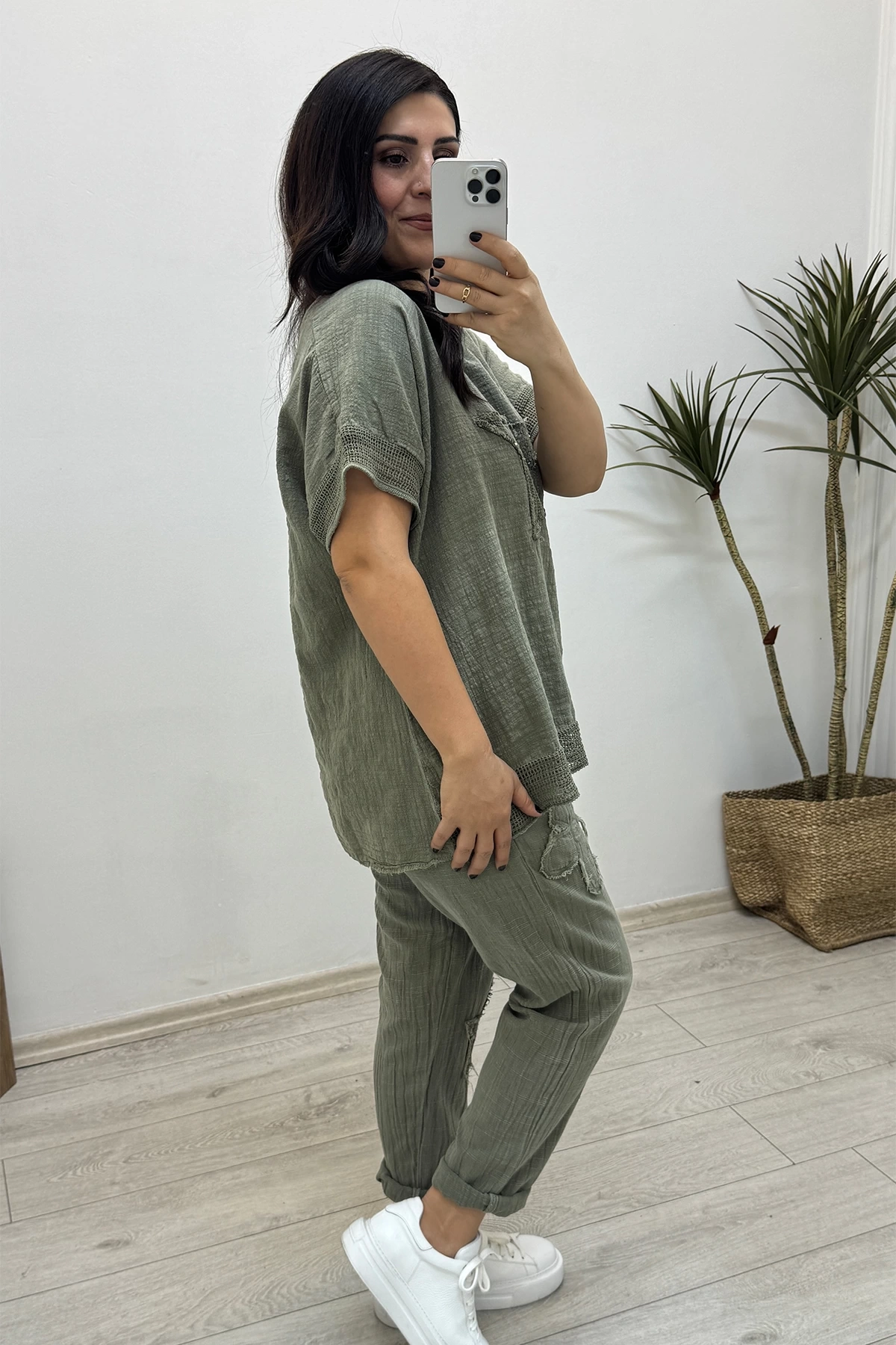 File Detaylı Yeşil Keten Takım
