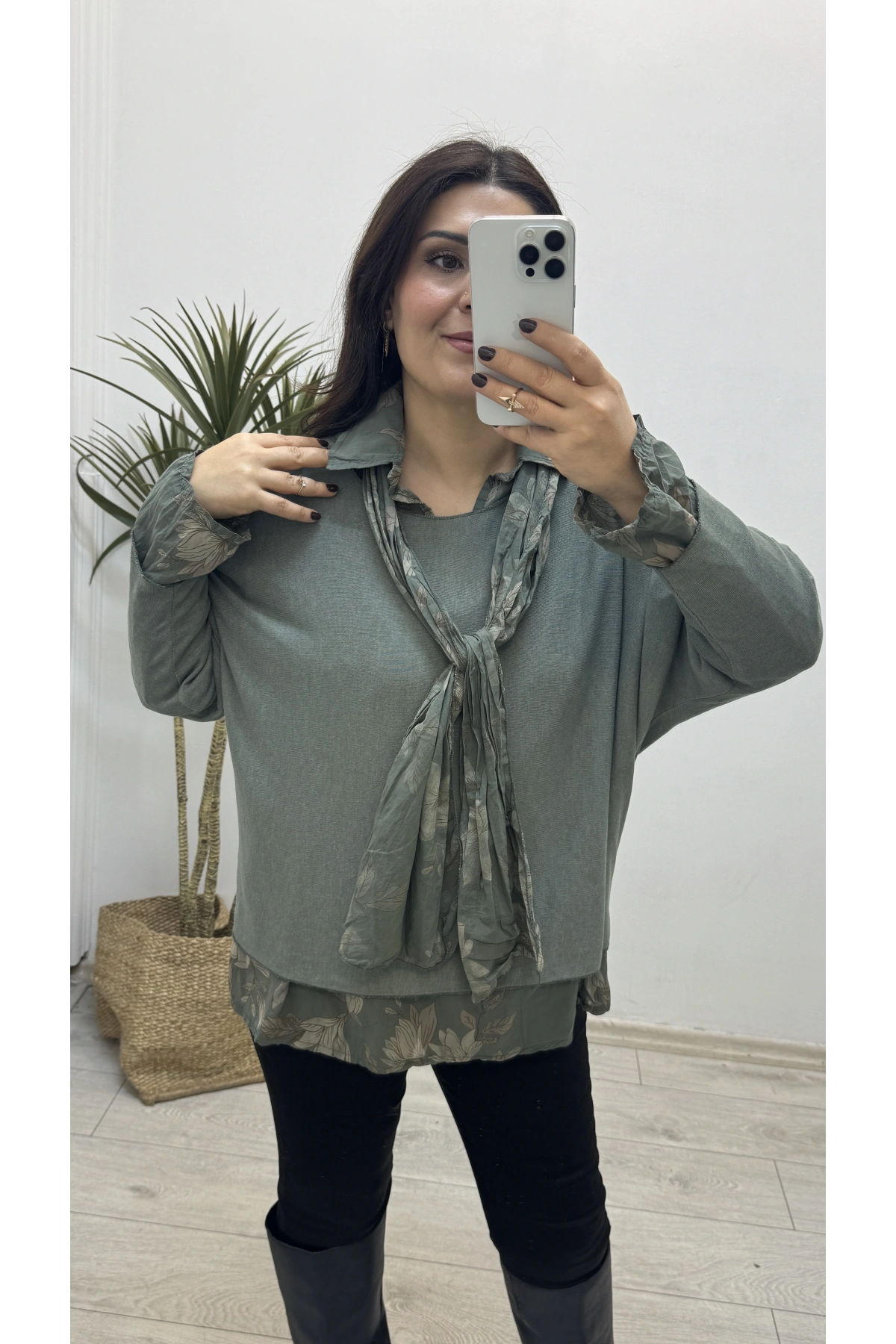 Gömlek Yaka Üç Parça İthal Yeşil Takım