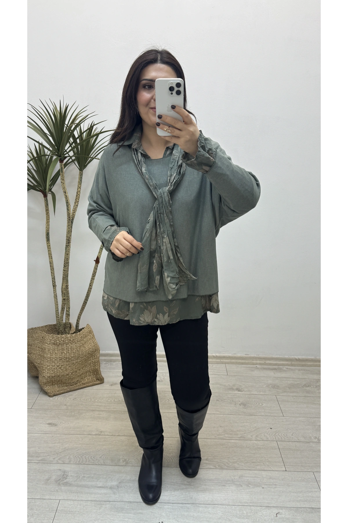 Gömlek Yaka Üç Parça İthal Yeşil Takım