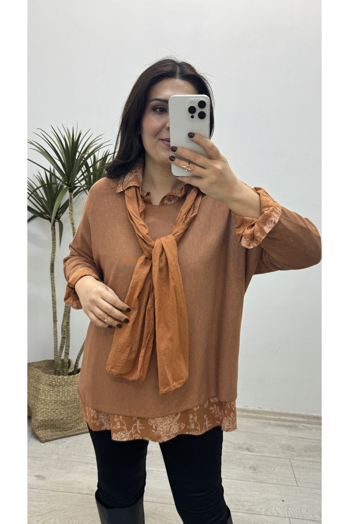 Gömlek Yaka Üçlü İthal Tarçın Rengi Takım