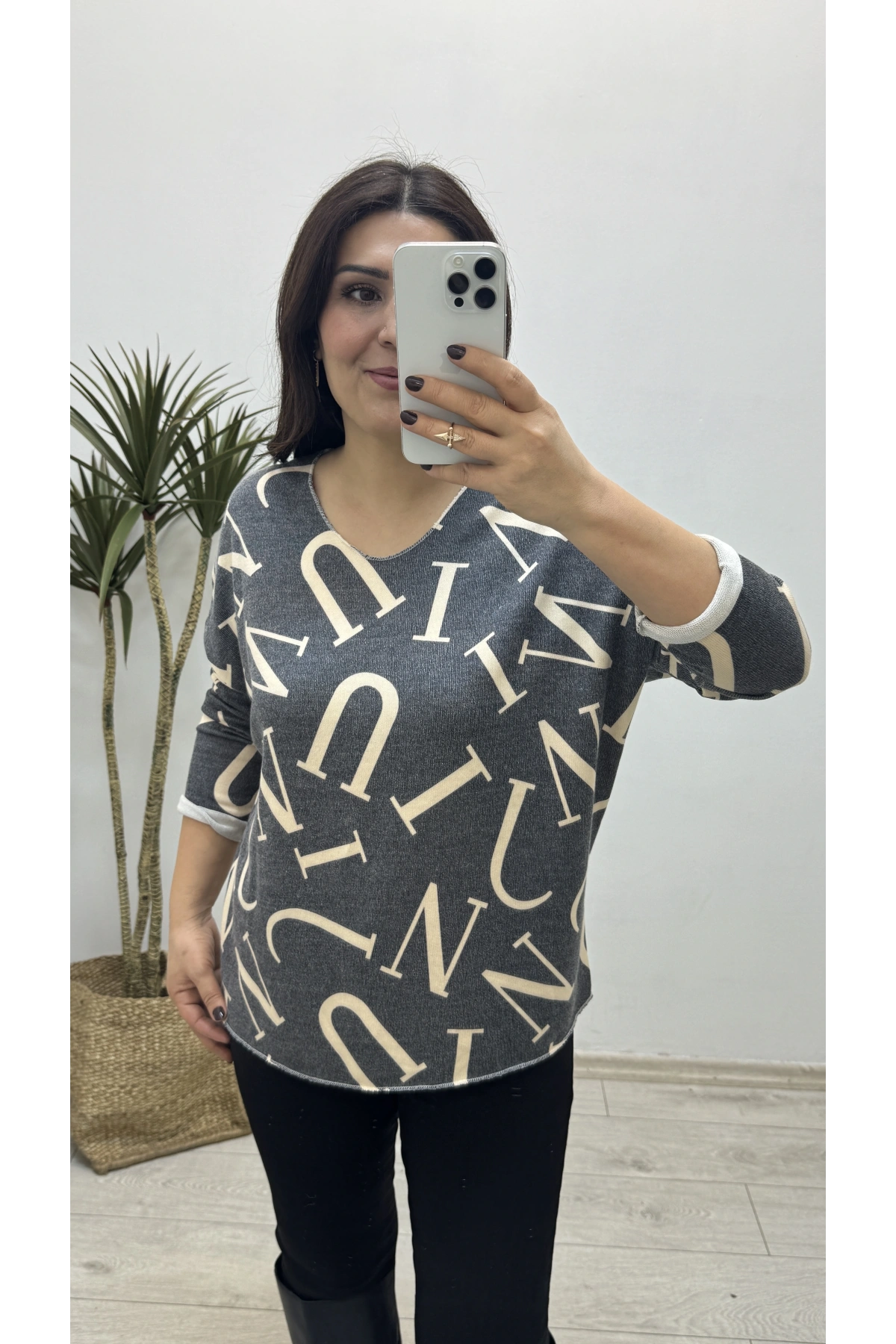 Harf Desenli İthal Gri Bluz