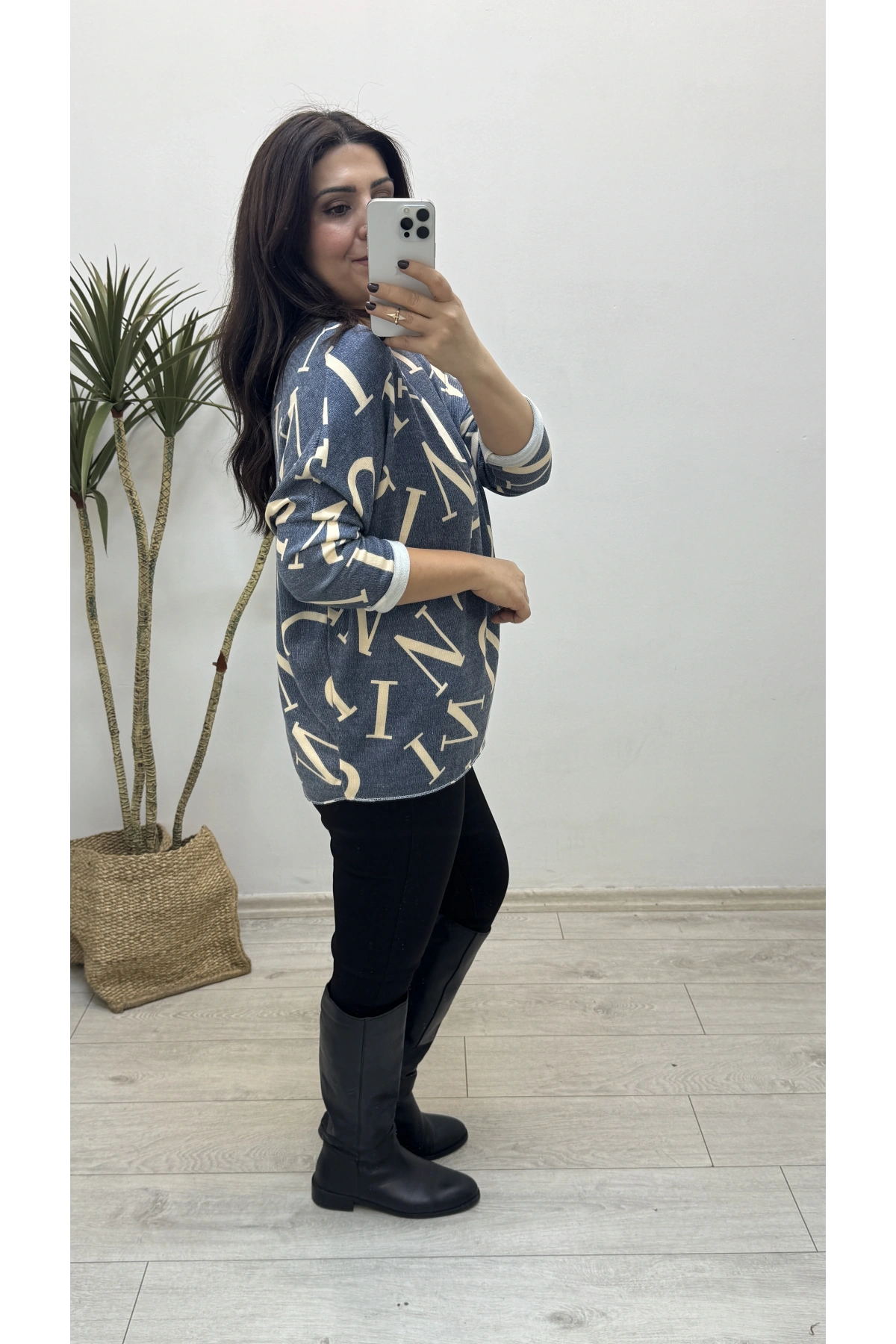Harf Desenli İthal Mavi Bluz