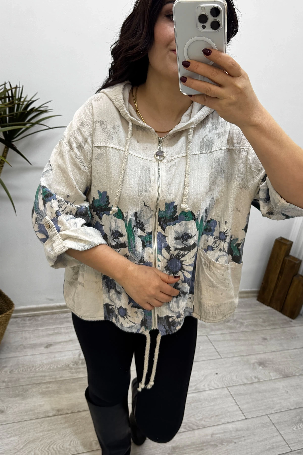 İthal Desenli Kapişonlu Gömlek Ceket Beyaz