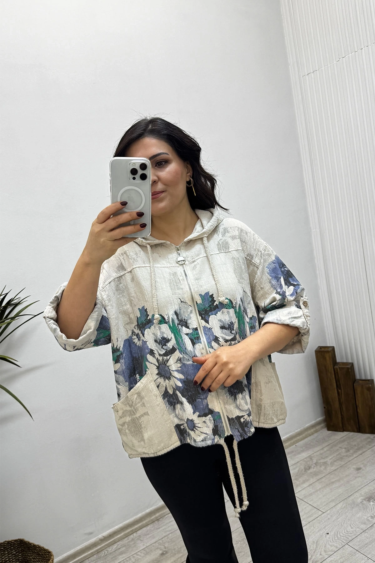 İthal Desenli Kapişonlu Gömlek Ceket Beyaz