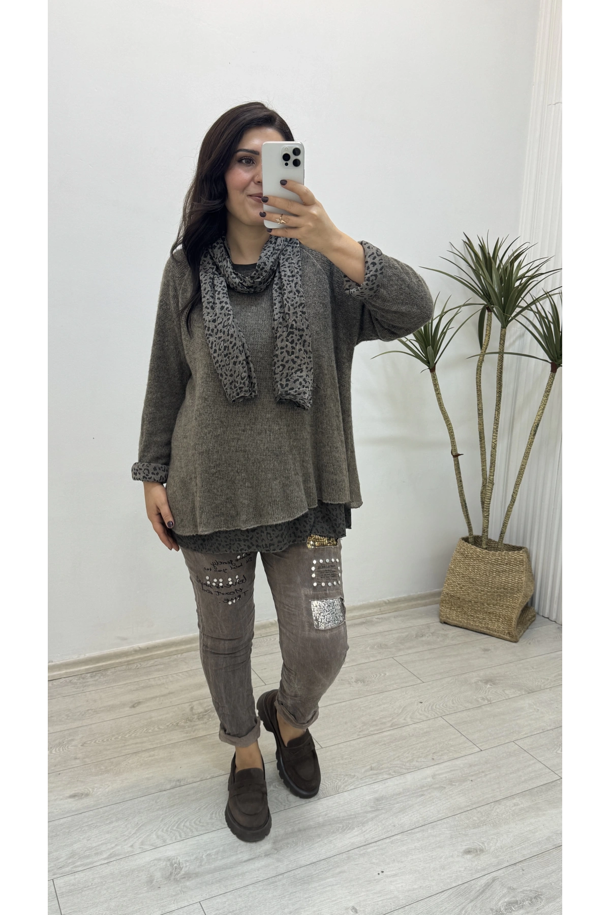 İthal Fularlı Acı Kahve İkili Bluz