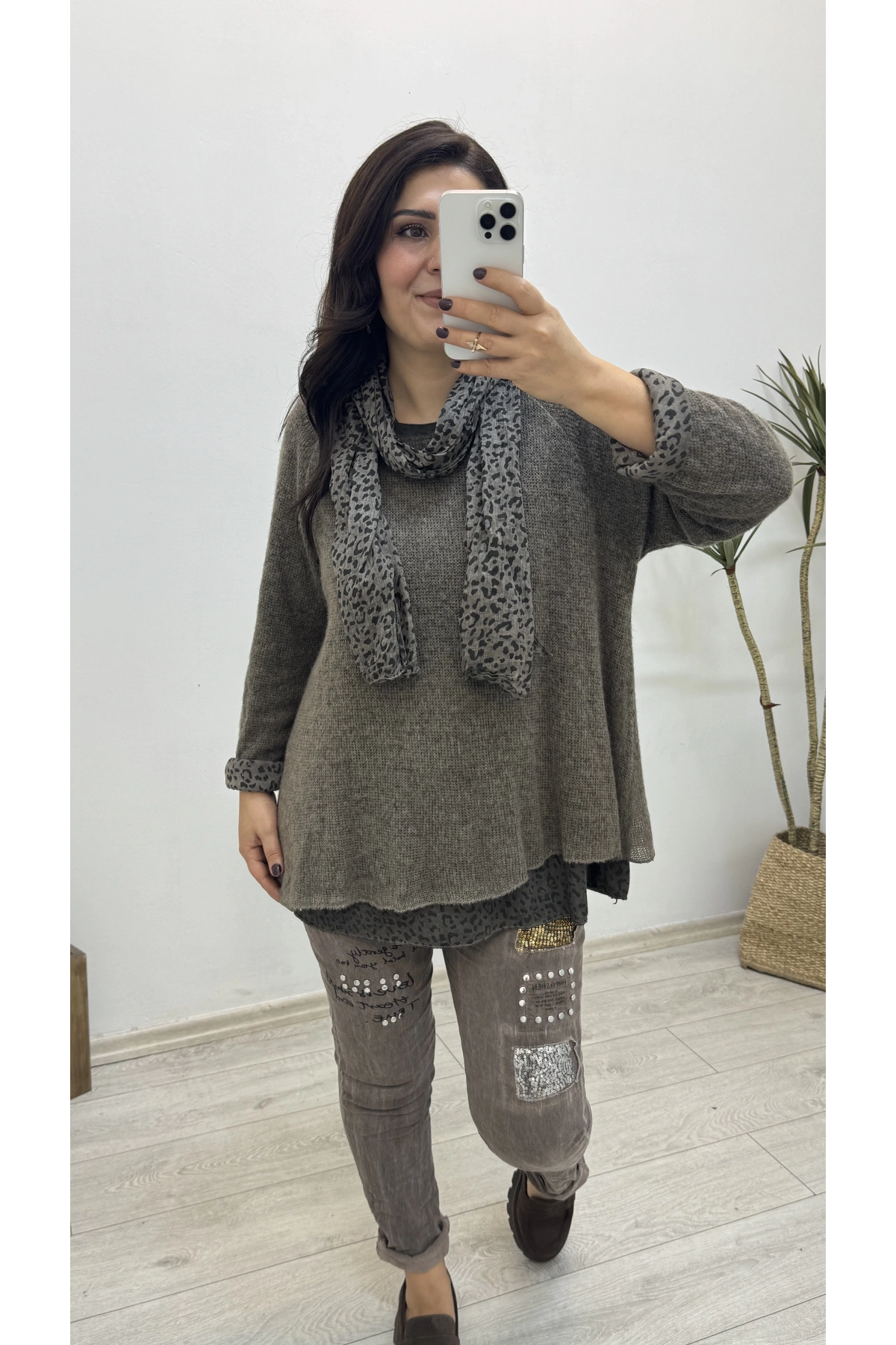 İthal Fularlı Acı Kahve İkili Bluz