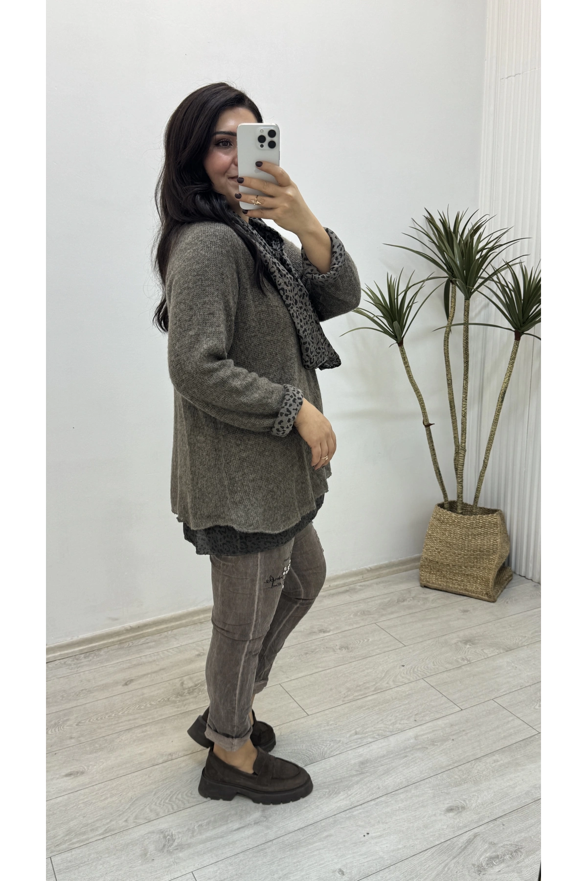 İthal Fularlı Acı Kahve İkili Bluz