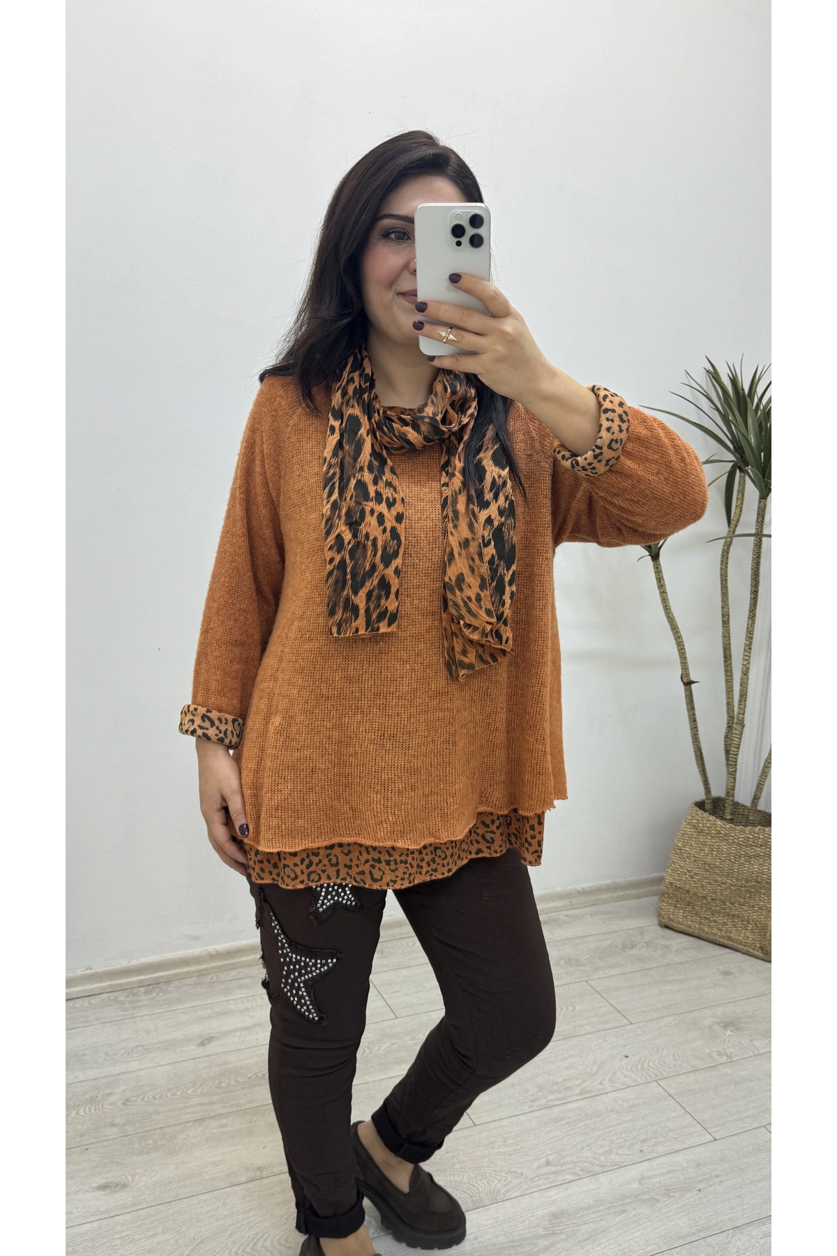 İthal Fularlı Tarçın Rengi İkili Bluz