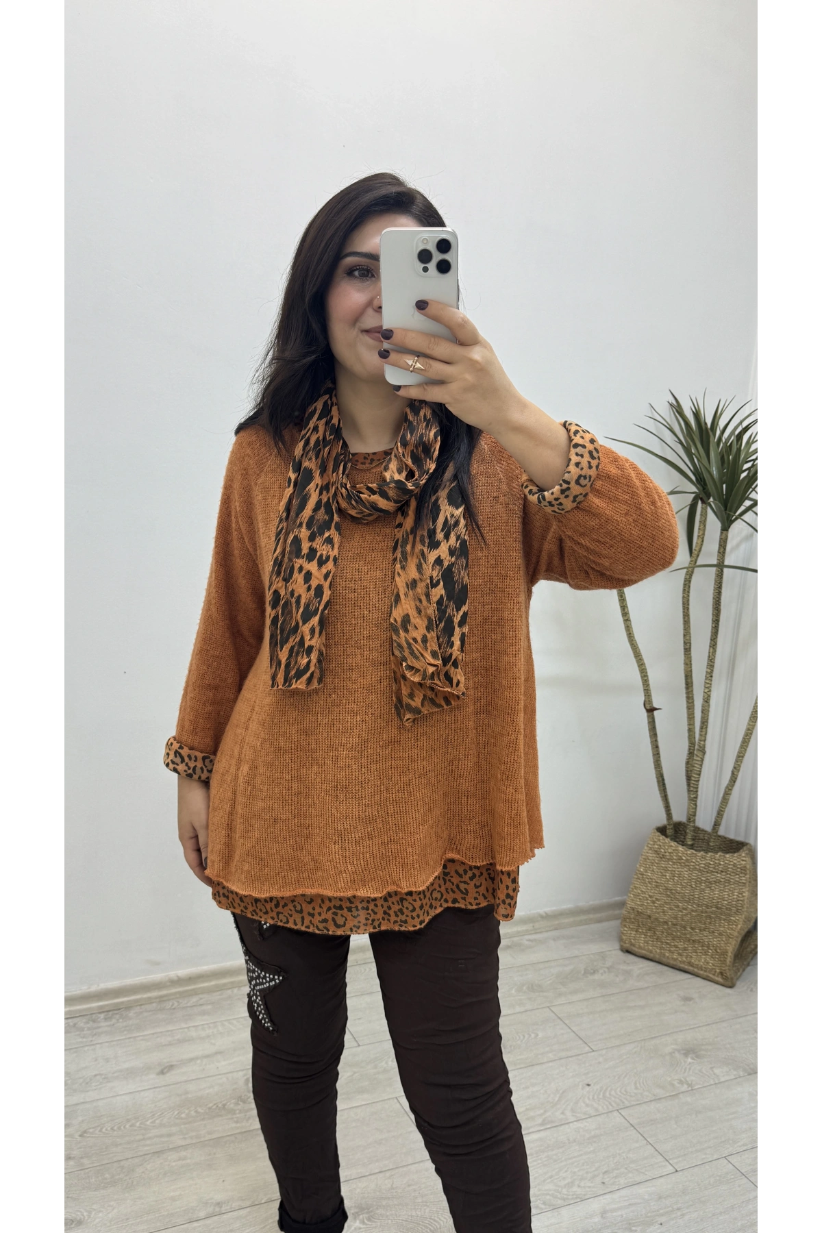 İthal Fularlı Tarçın Rengi İkili Bluz