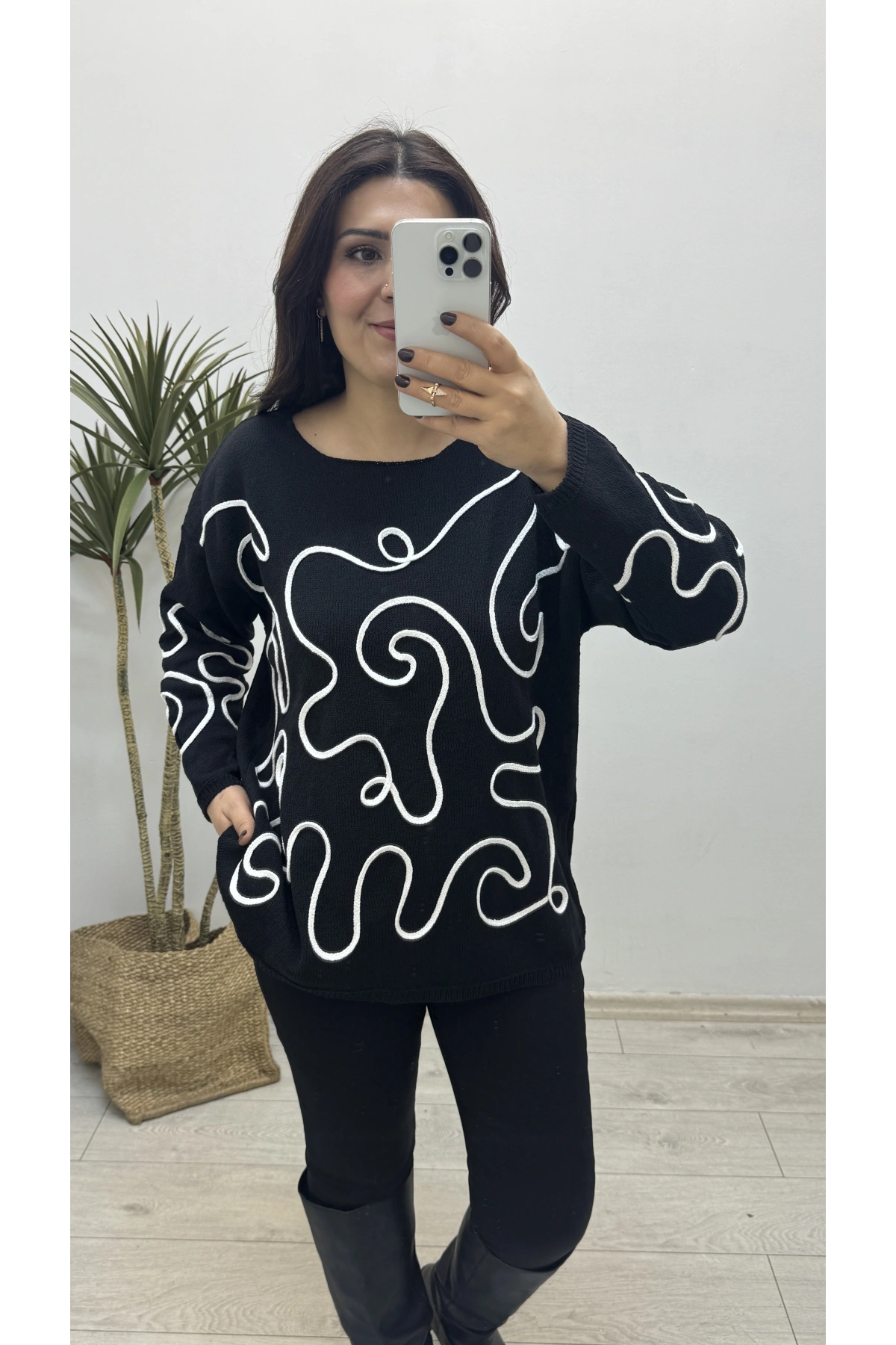 İthal Kabartma Desenli Triko Kazak