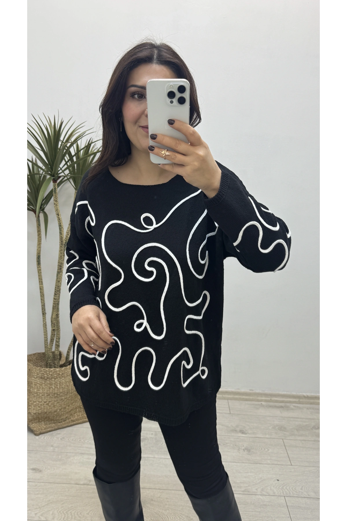 İthal Kabartma Desenli Triko Kazak