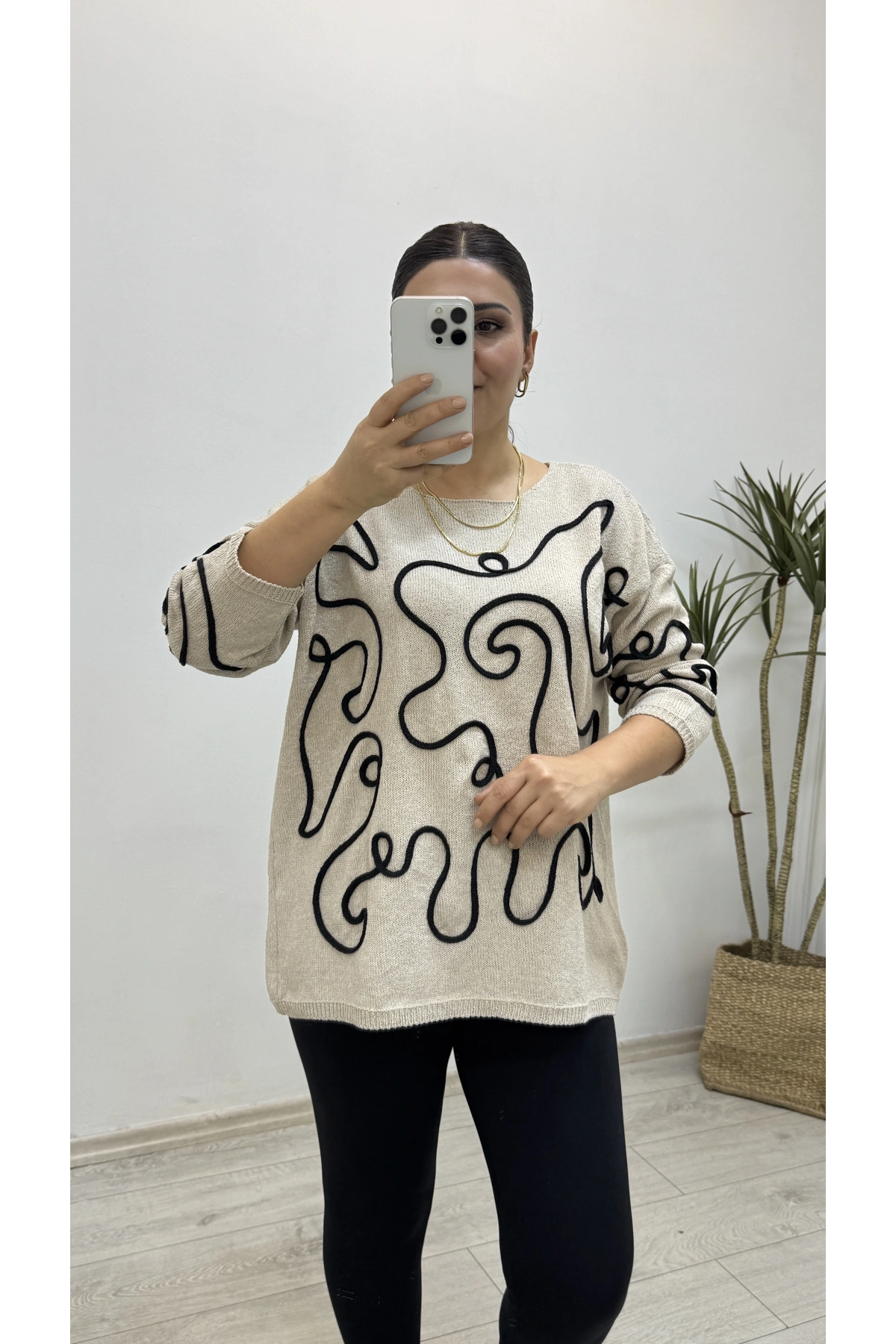 İthal Kabartma Desenli Triko Kazak