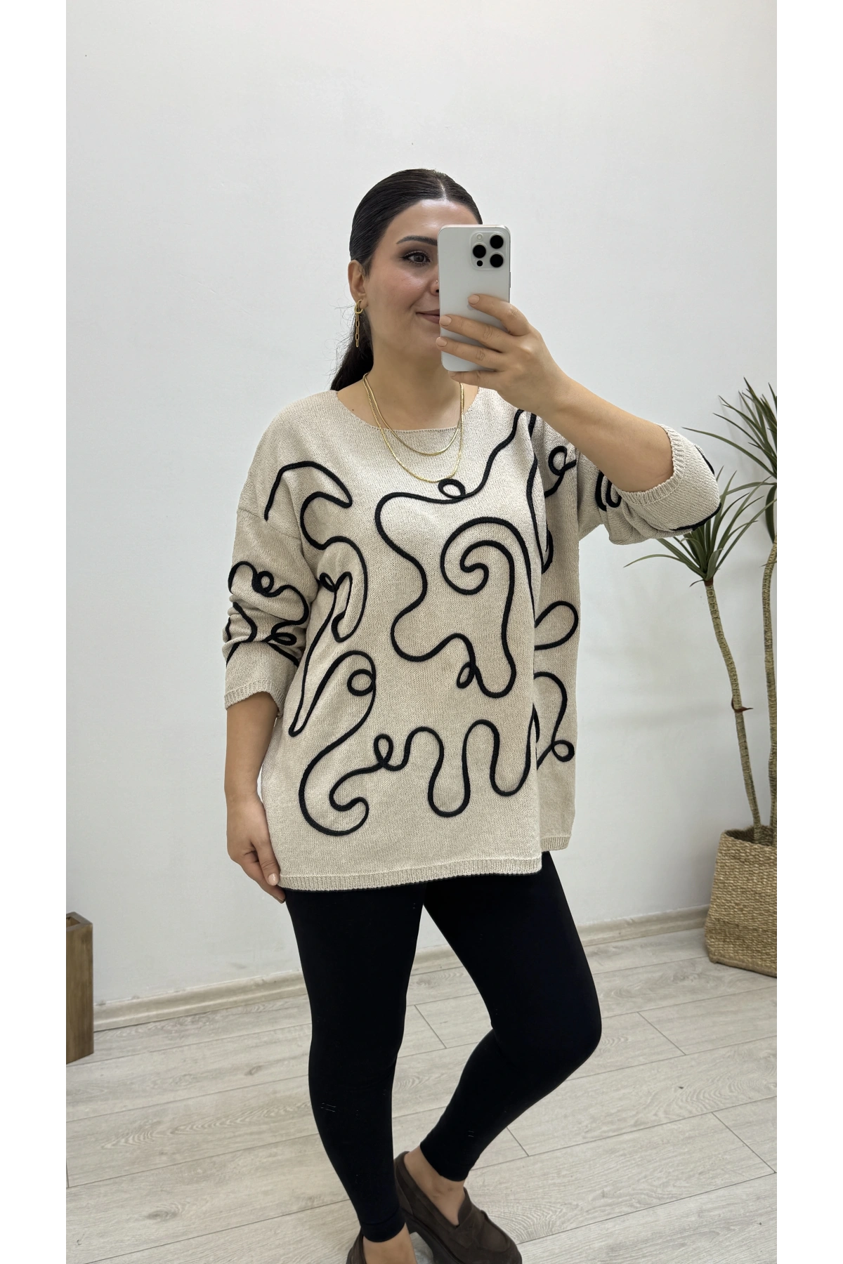 İthal Kabartma Desenli Triko Kazak