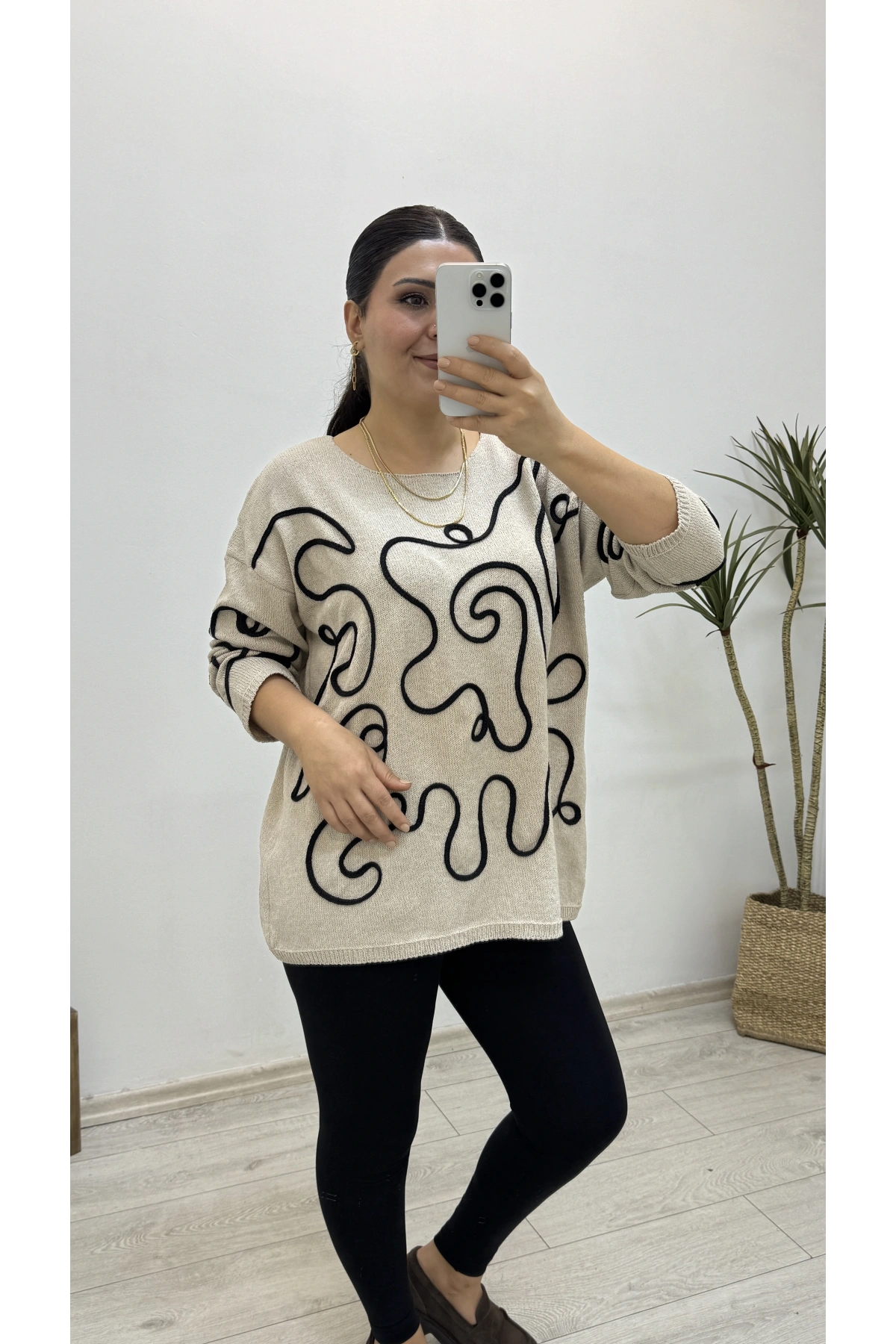 İthal Kabartma Desenli Triko Kazak