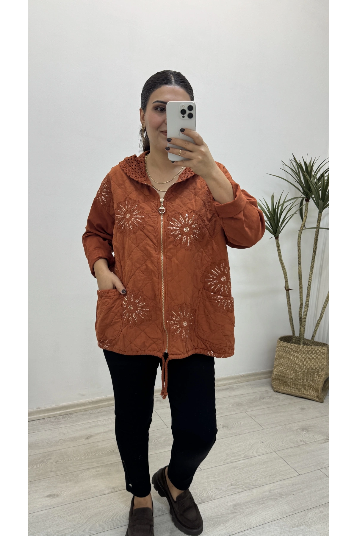 İthal Nakış İşlemeli Kapitone Kiremit Rengi Ceket