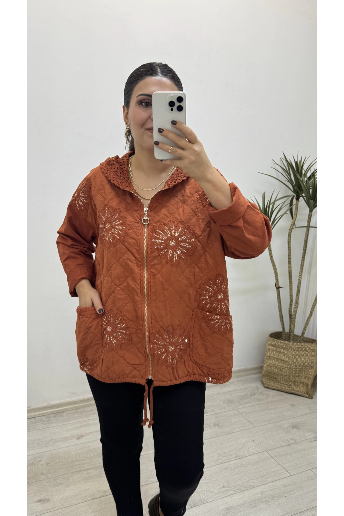 İthal Nakış İşlemeli Kapitone Kiremit Rengi Ceket