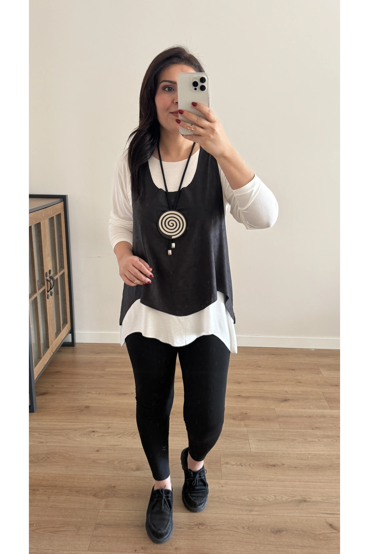 Kolyeli Asimetrik Kesim İkili Takım Bluz