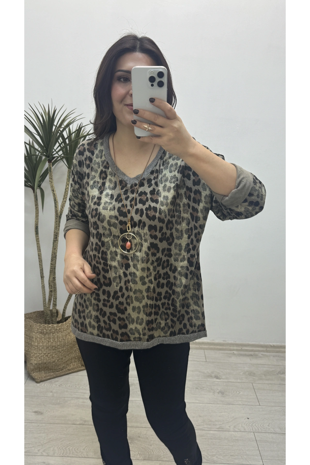 Leopar Sim Baskılı Açık Kahverengi Bluz