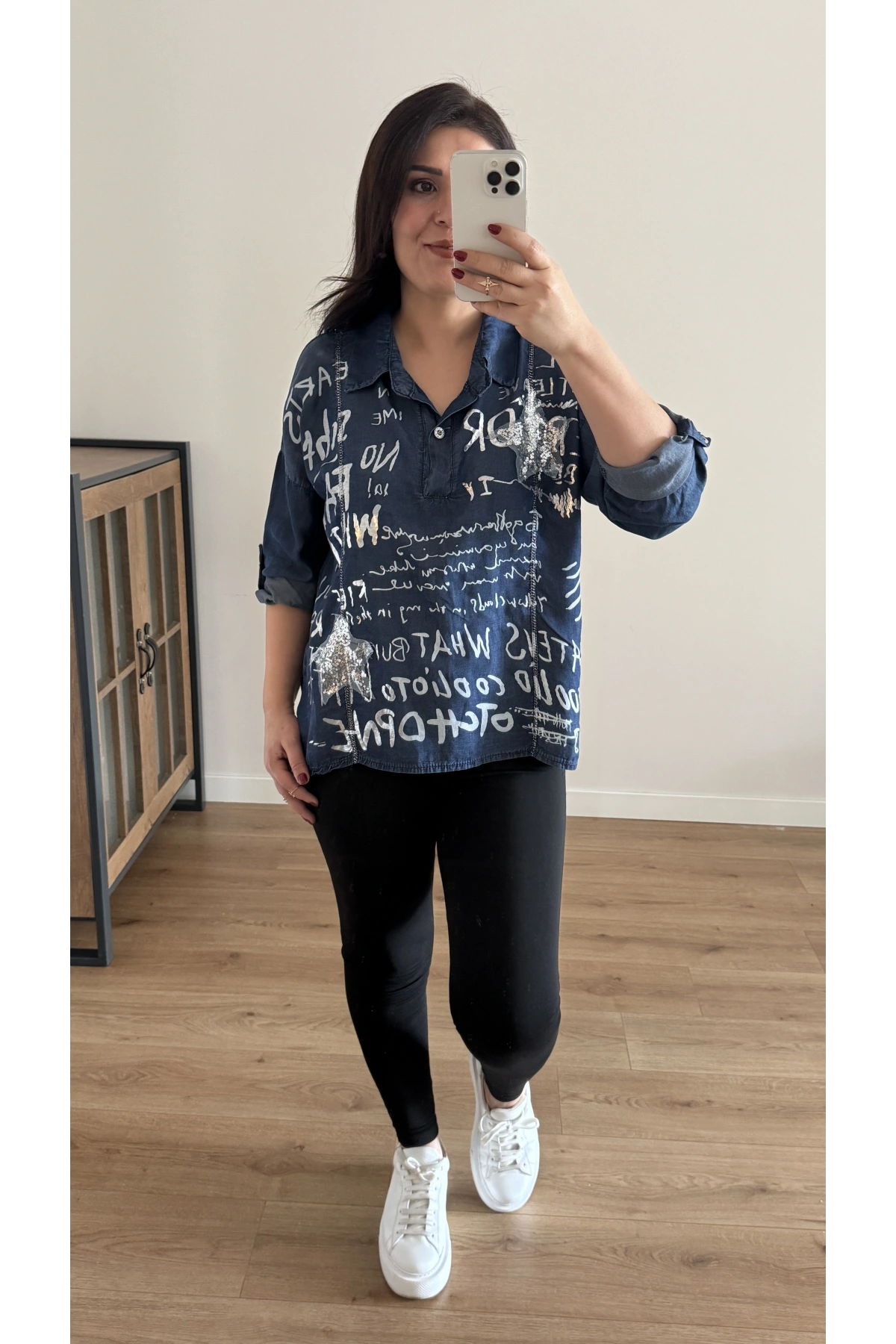 Üzeri Yazı Desenli Tensel Kumaş İthal Gömlek