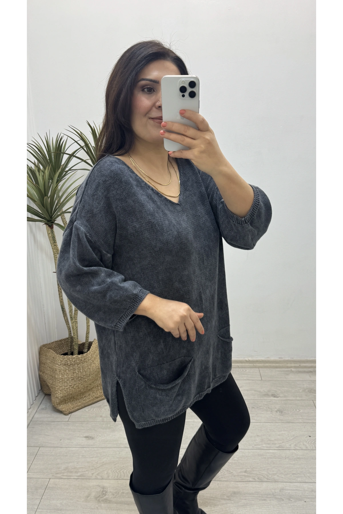 Yıkamalı Taşlanmış Cepli Antrasit Renk Triko