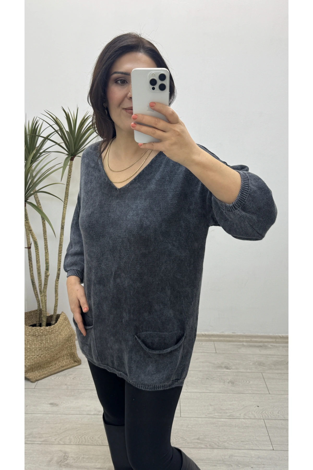 Yıkamalı Taşlanmış Cepli Antrasit Renk Triko