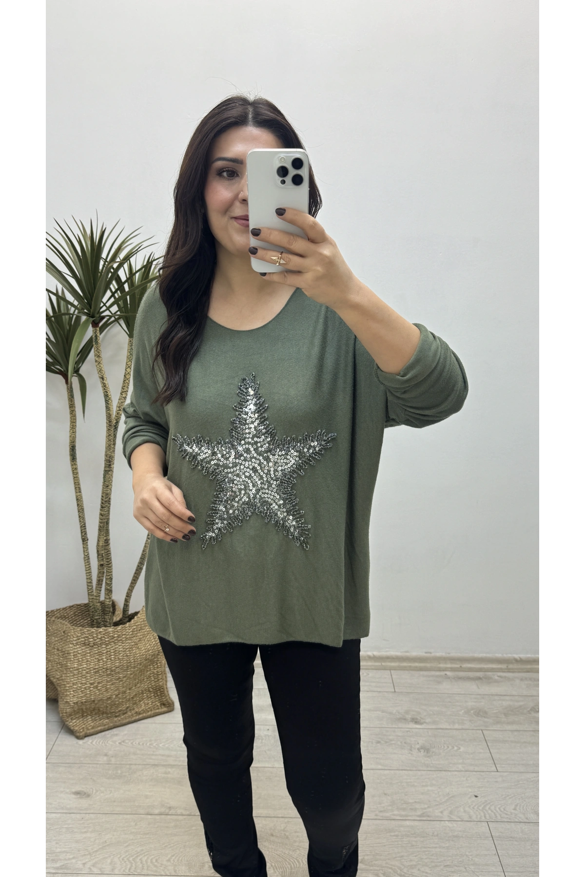 Yıldız Desenli Haki Yeşil İthal Bluz