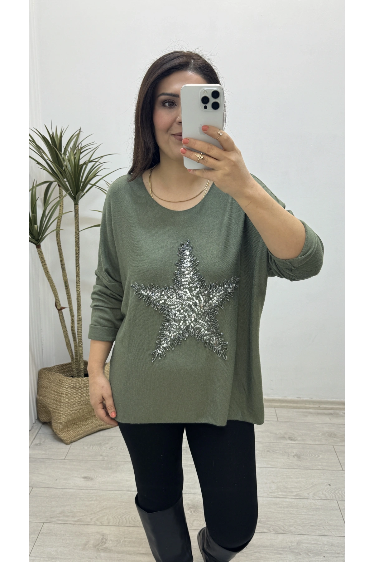 Yıldız Desenli Haki Yeşil İthal Bluz