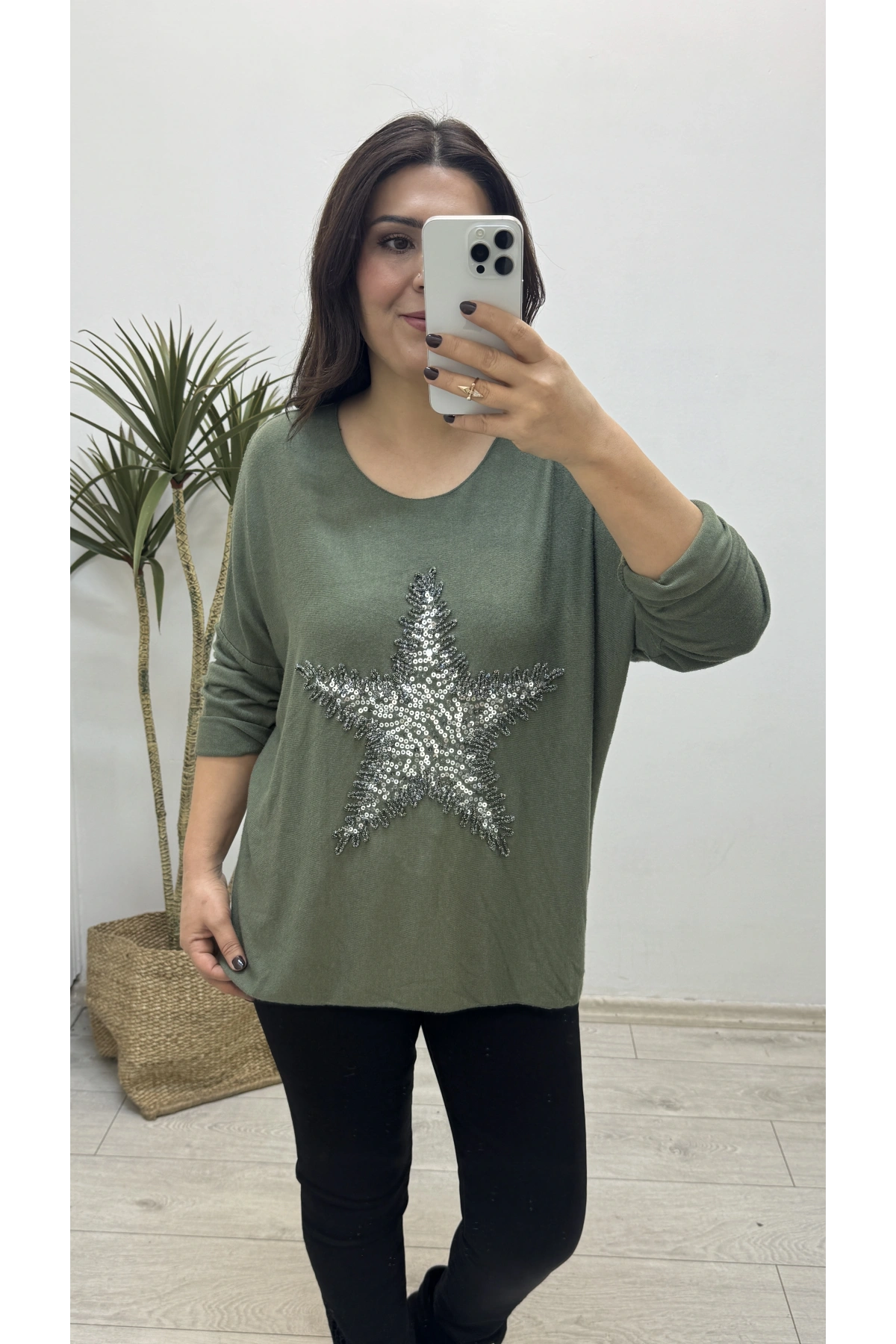 Yıldız Desenli Haki Yeşil İthal Bluz