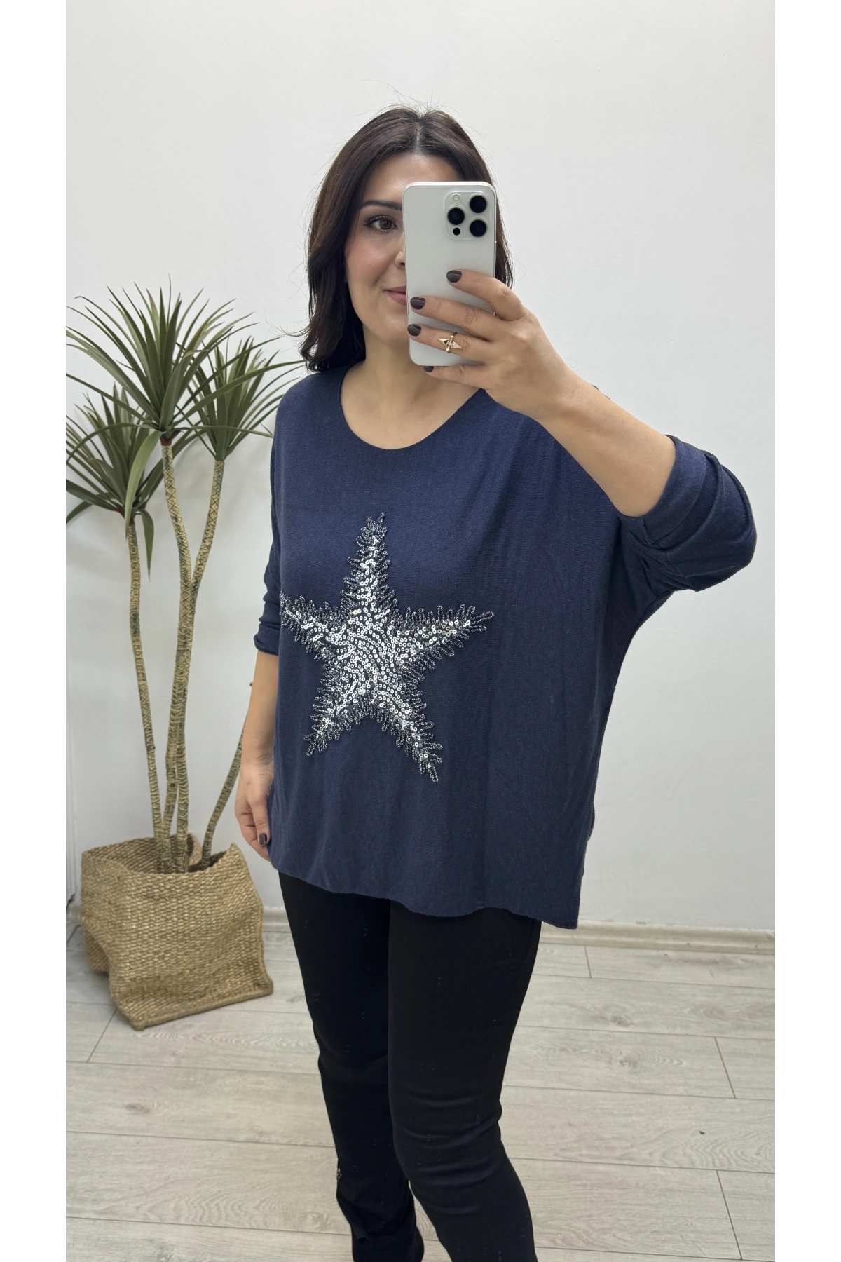 Yıldız Desenli Lacivert İthal Bluz