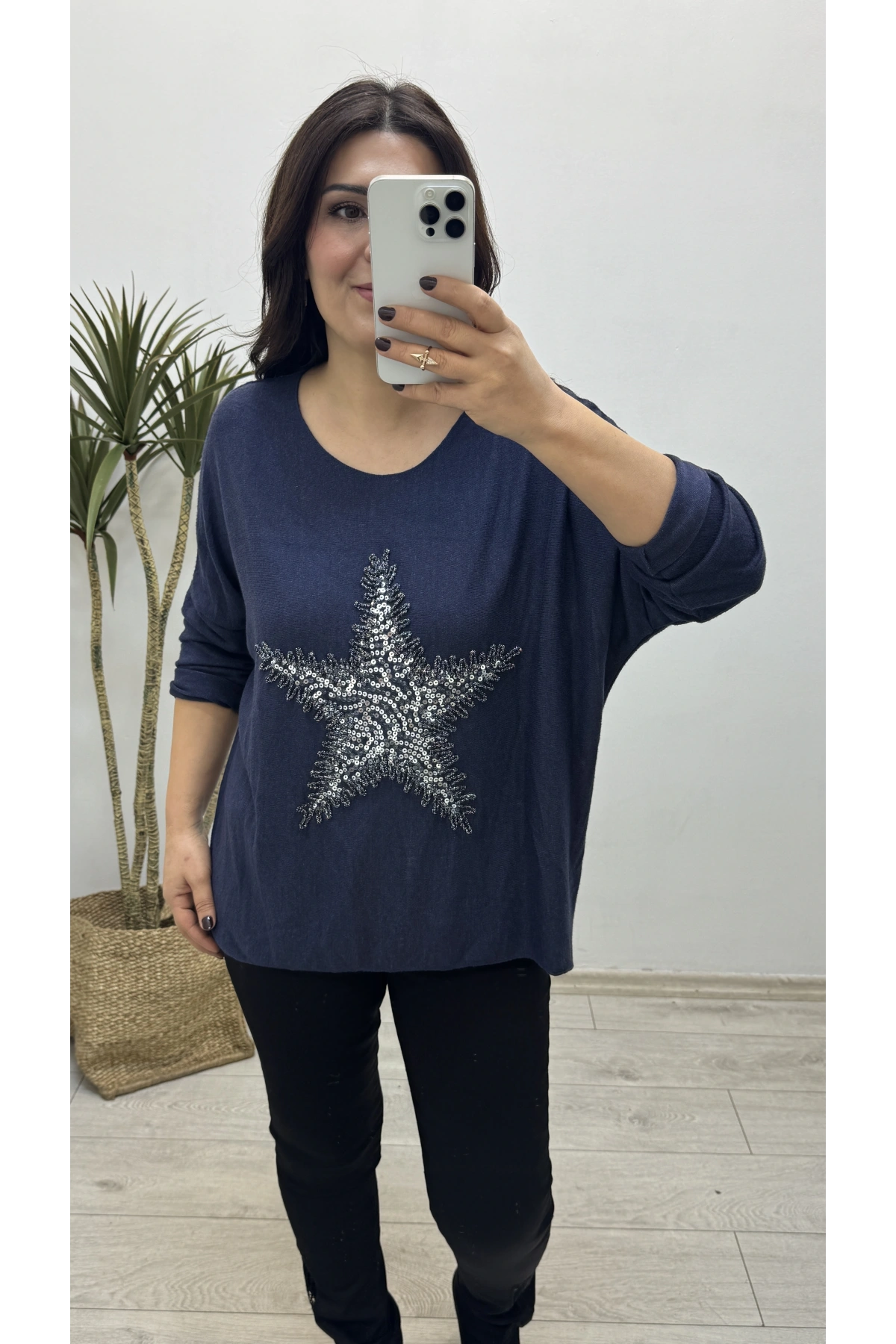 Yıldız Desenli Lacivert İthal Bluz