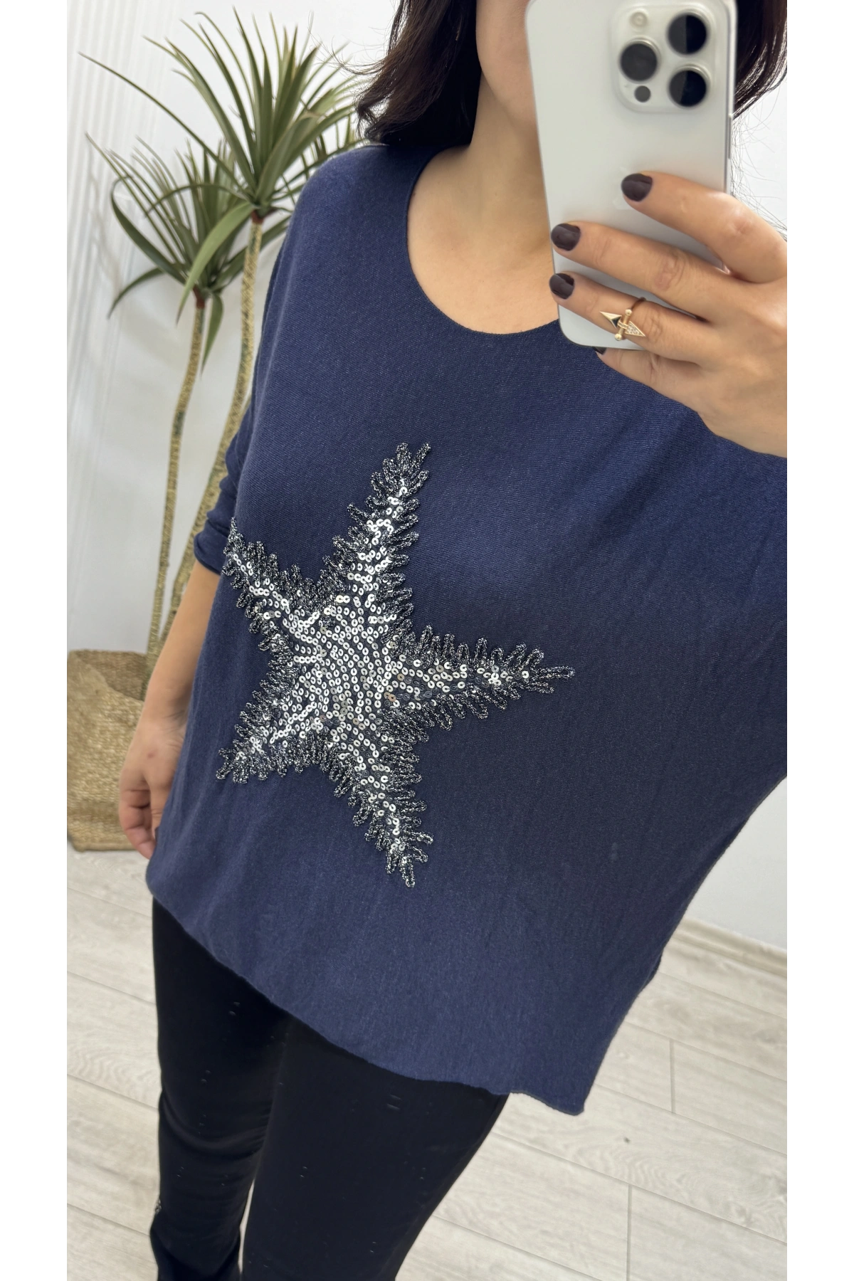 Yıldız Desenli Lacivert İthal Bluz