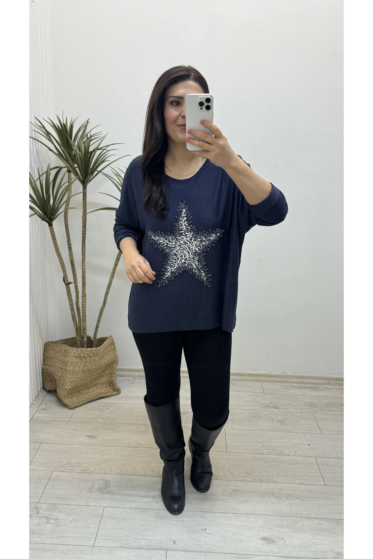 Yıldız Desenli Lacivert İthal Bluz