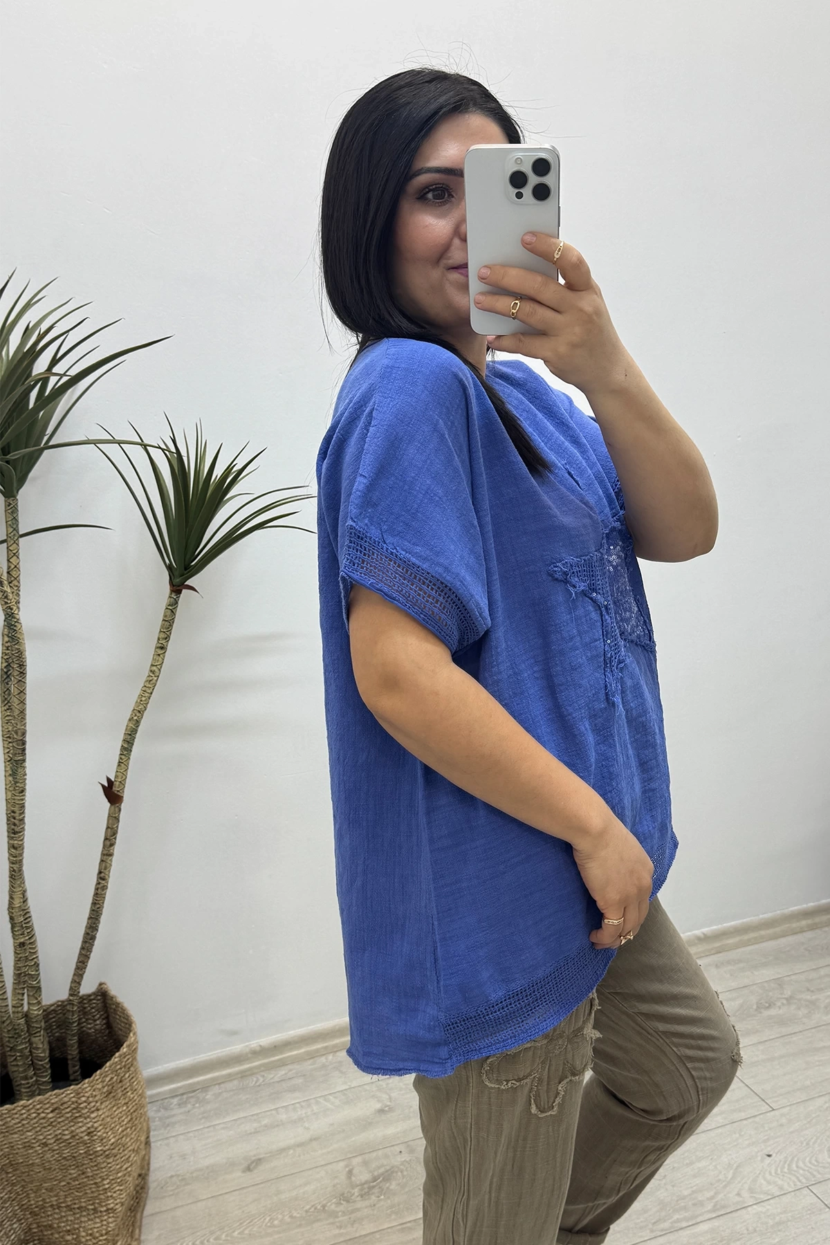 Yıldız Detaylı Saks Mavi Keten Bluz