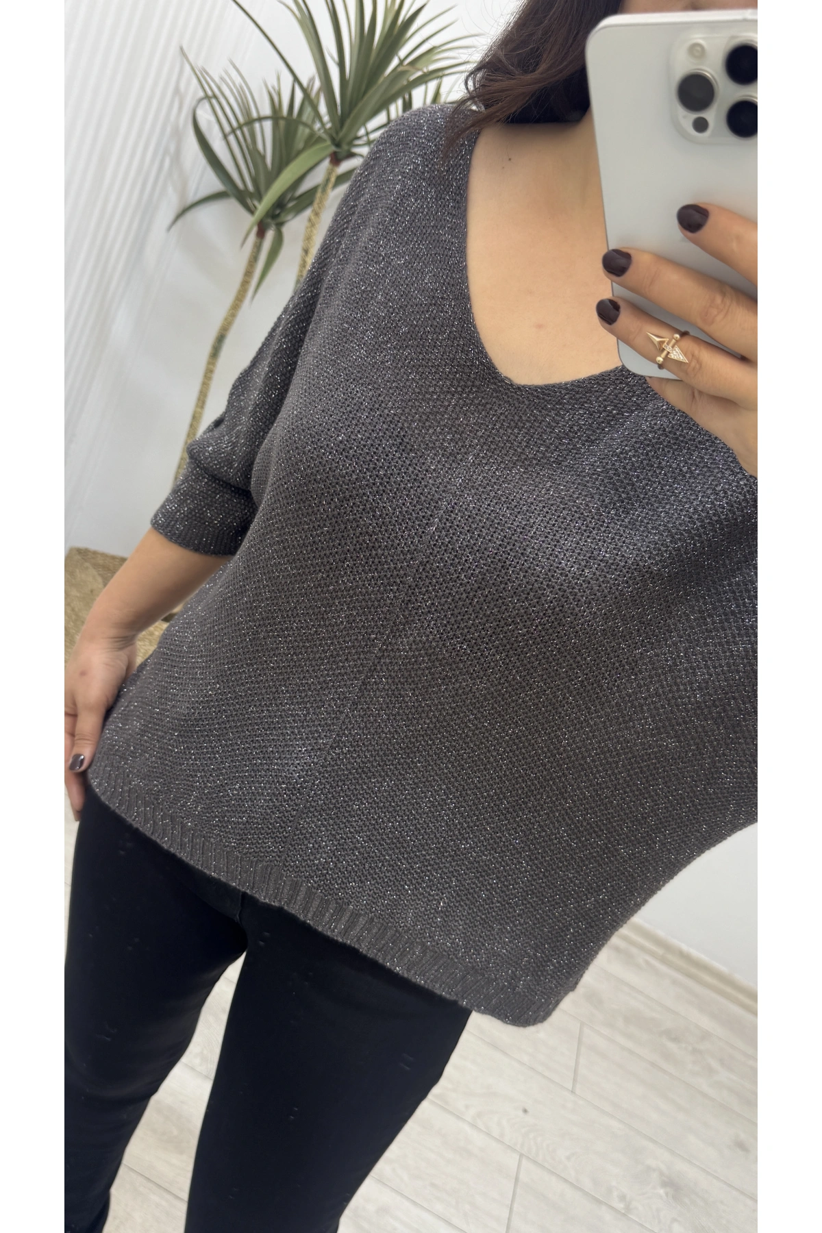 V Yaka Simli Toprak Rengi Triko Bluz