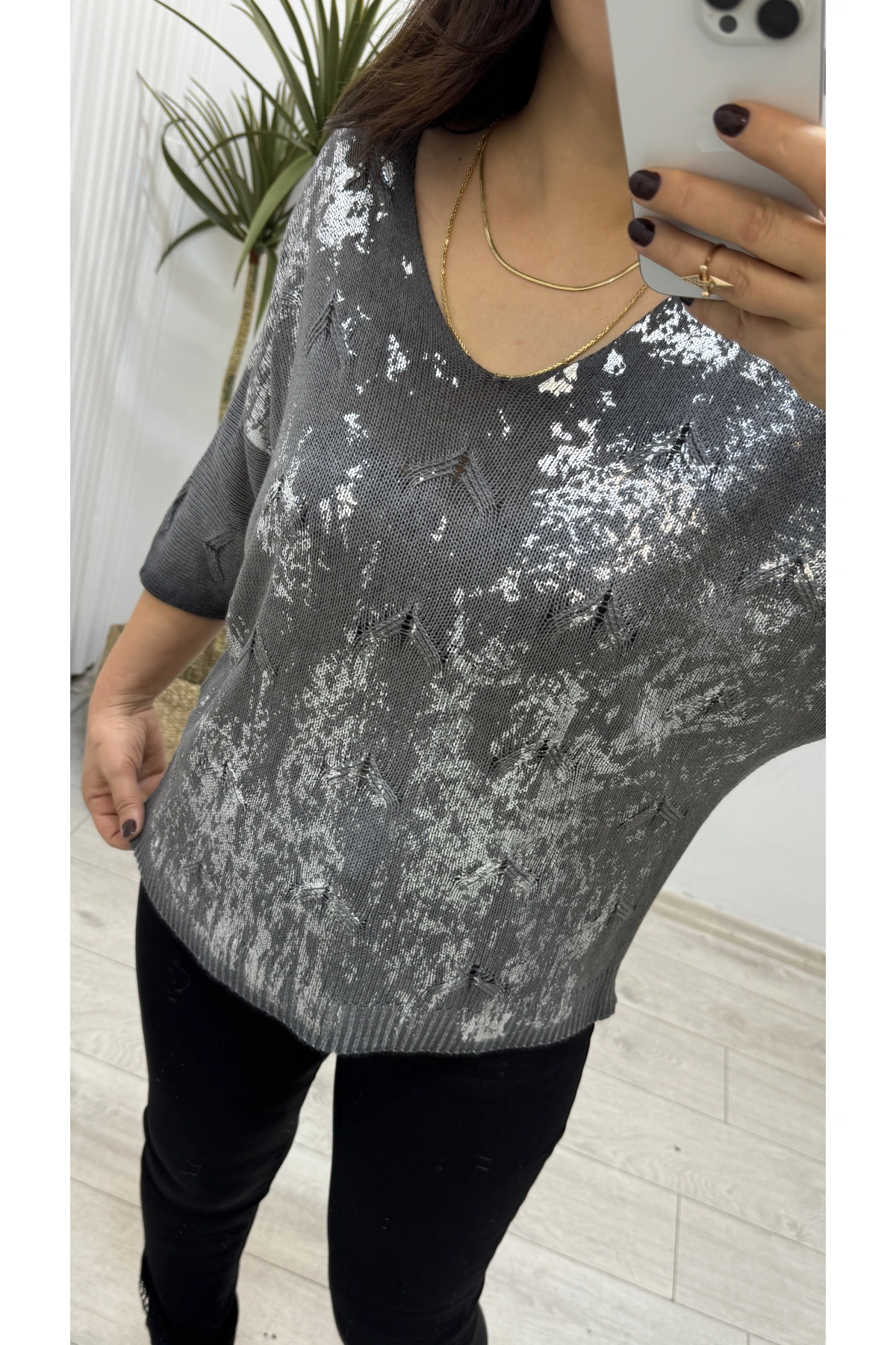 Varaklı Antrasit Rengi İthal Triko Bluz