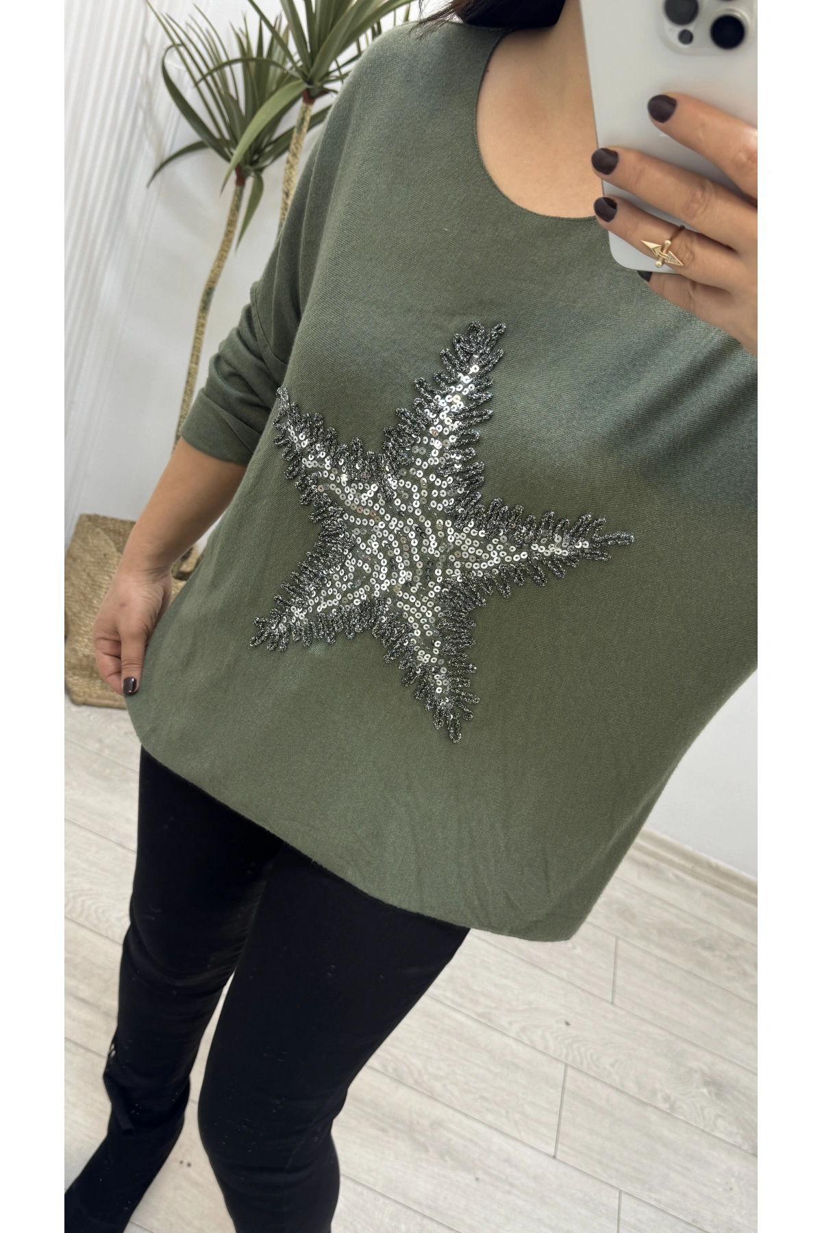 Yıldız Desenli Haki Yeşil İthal Bluz