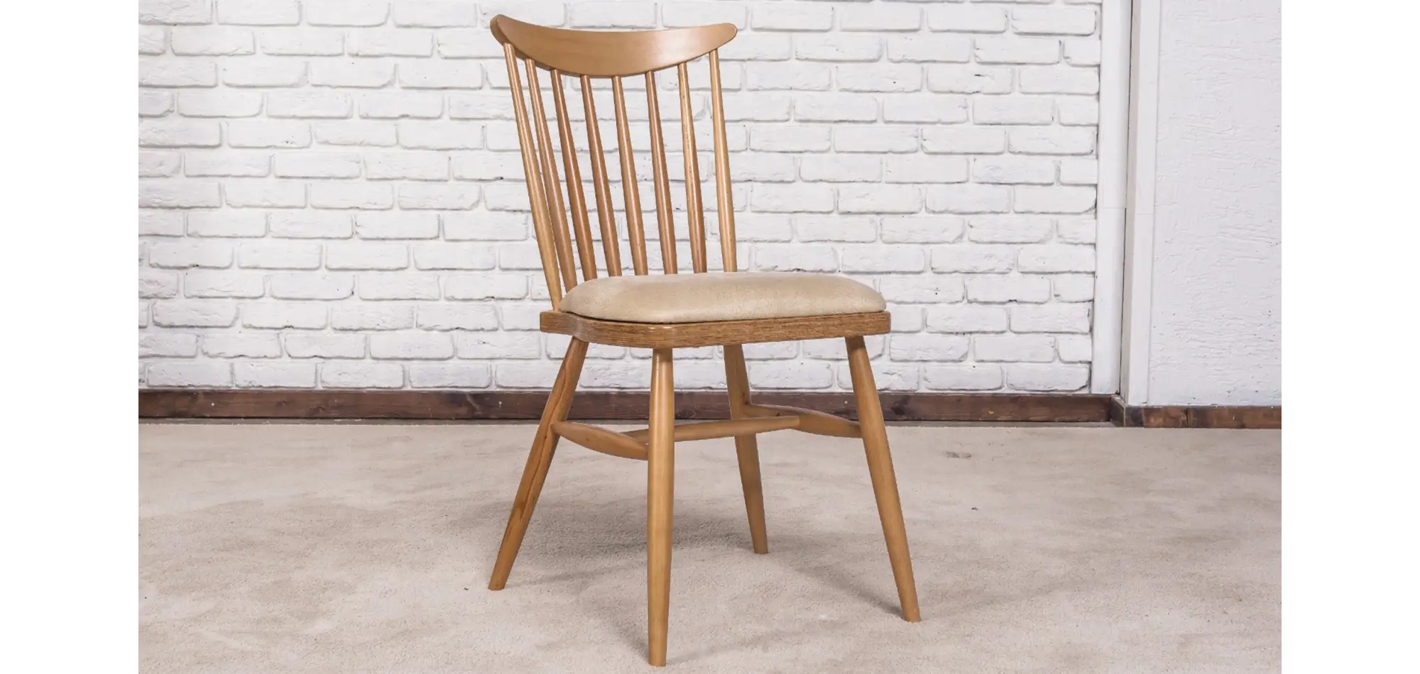 Minimal Masa Takımı