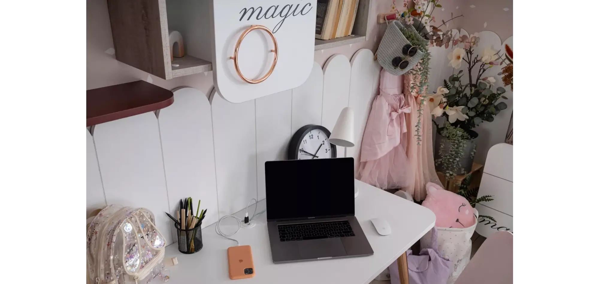 Magic Çalışma Masası