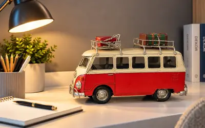 Vintage Kırmızı Minibüs