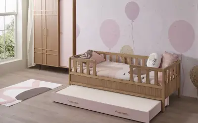 Alice Toddler