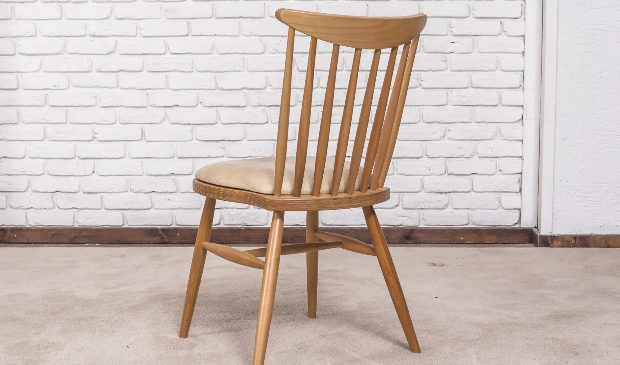 Minimal Masa Takımı